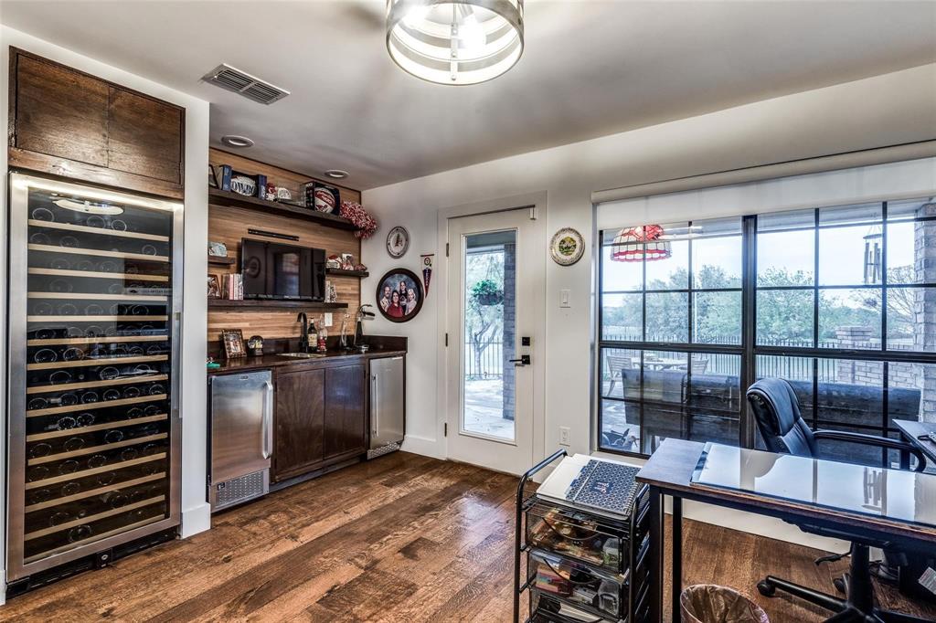 Dallas, Texas, 75228, United States, 4 Bedrooms Bedrooms, ,3 BathroomsBathrooms,Residential,For Sale,1888632