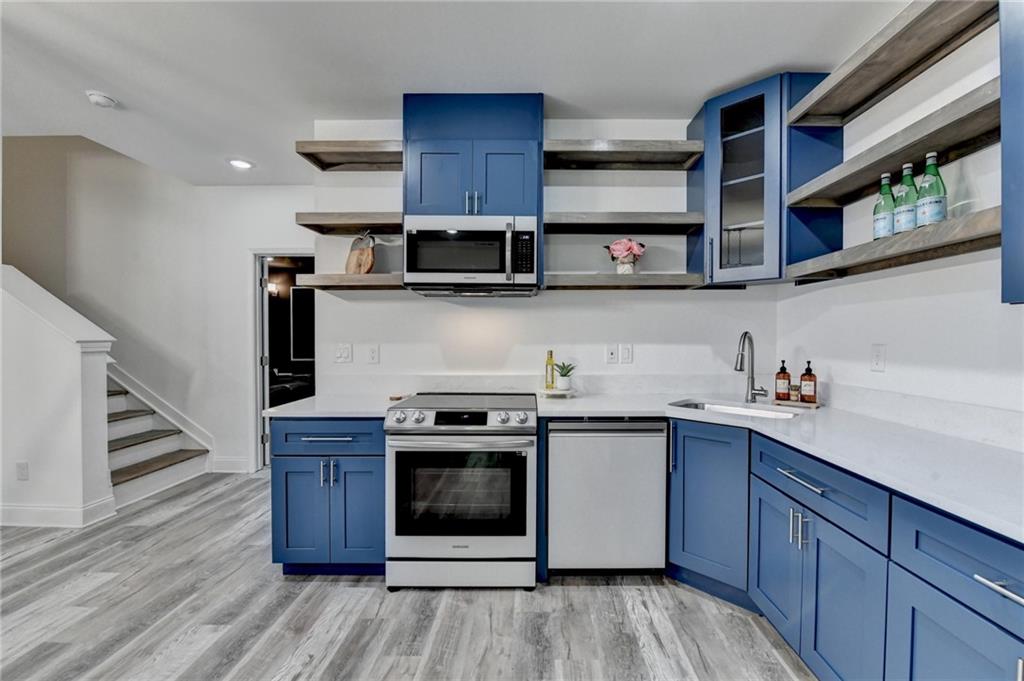 Gainesville, Georgia, 30506, United States, 5 Bedrooms Bedrooms, ,6 BathroomsBathrooms,Residential,For Sale,1978029