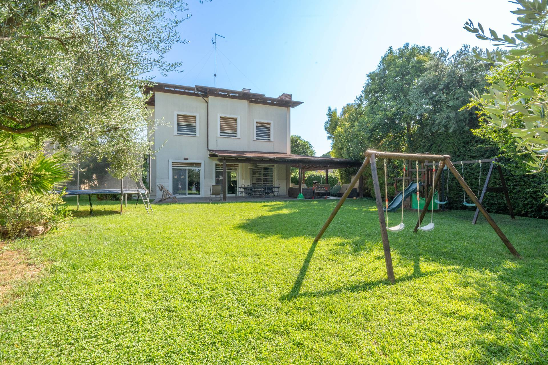Corso Alcide De Gasperi, Bari, Bari, 70100, IT, 3 Bedrooms Bedrooms, ,4 BathroomsBathrooms,Residential,For Sale,Corso Alcide De Gasperi,1628155