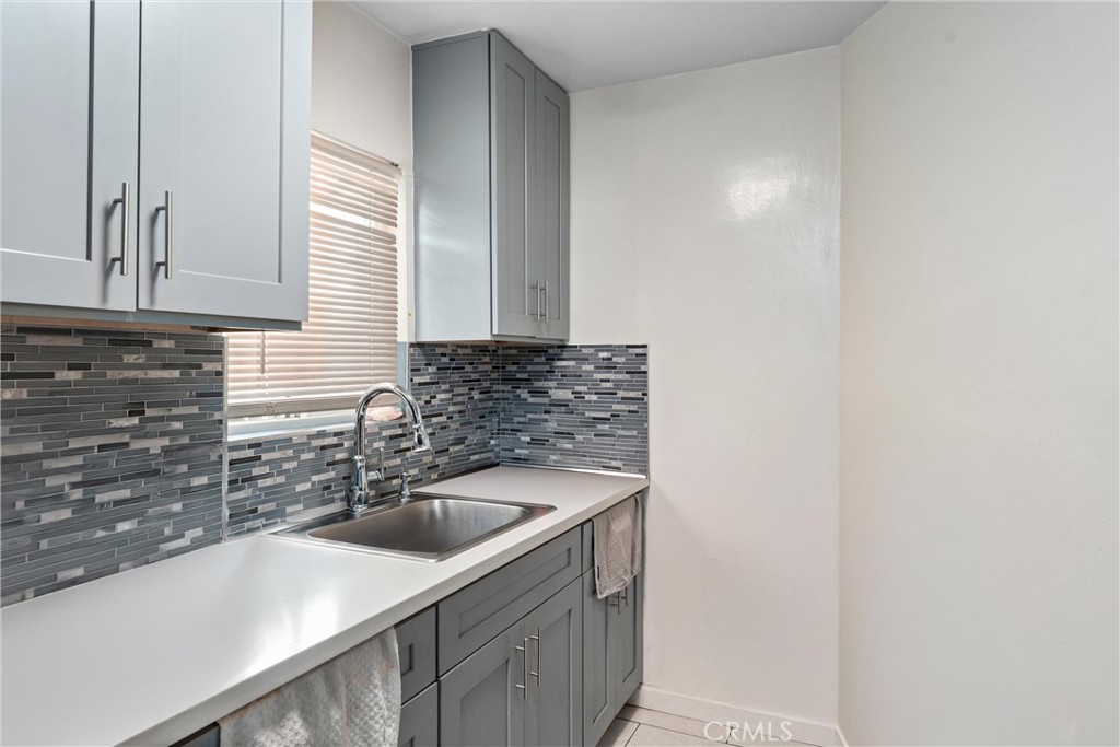 Compton, California, 90220, United States, ,Residential,For Sale,1842717