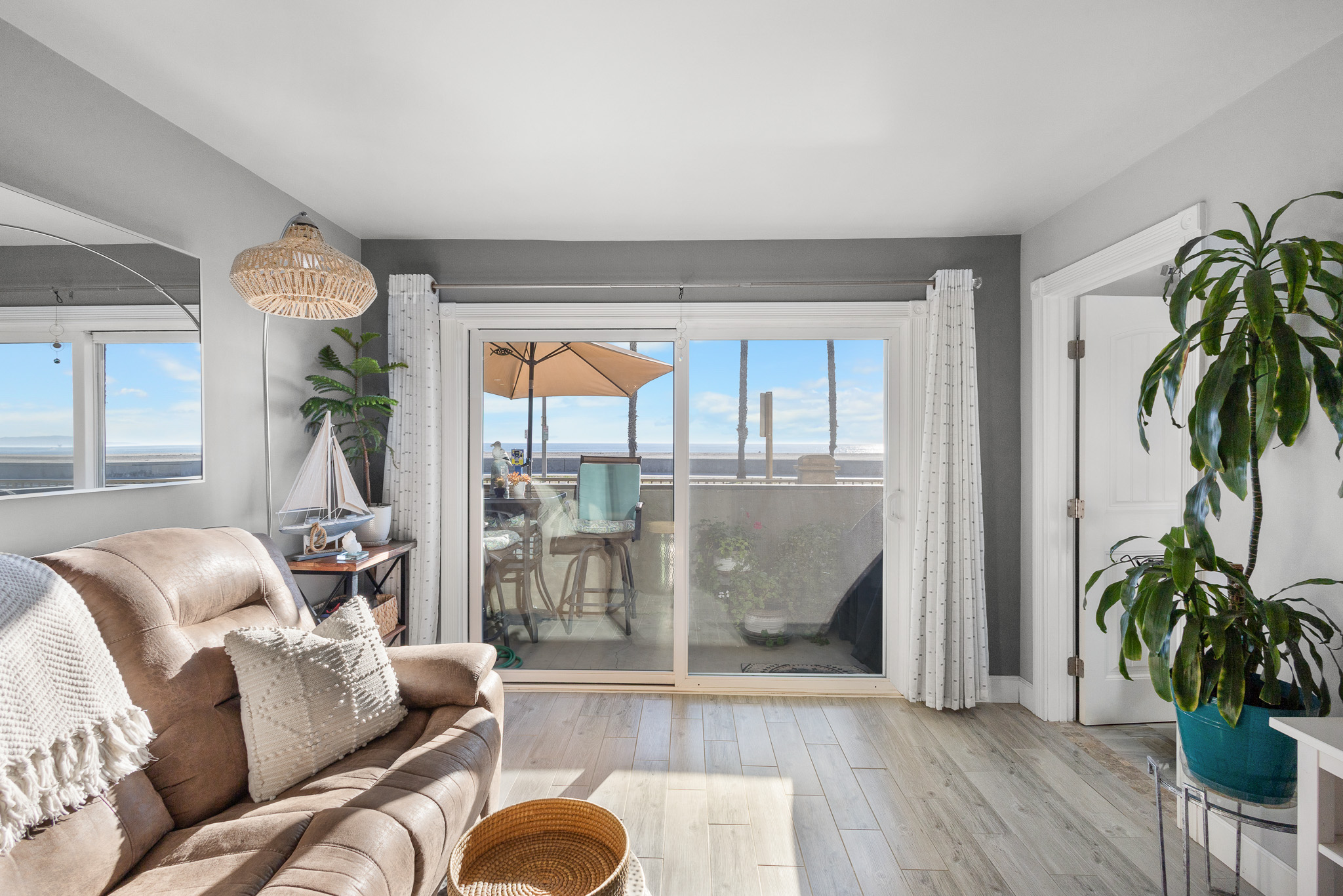  275 East Surfside Drive, Port Hueneme, CA 93041 - 物件實景