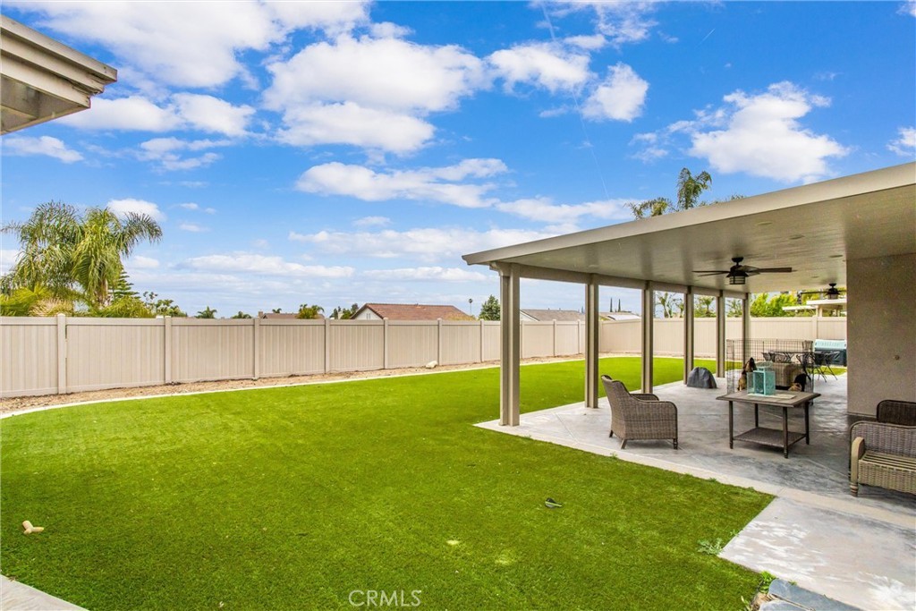 Redlands, California, 92374, United States, 4 Bedrooms Bedrooms, ,2 BathroomsBathrooms,Residential,For Sale,1982377