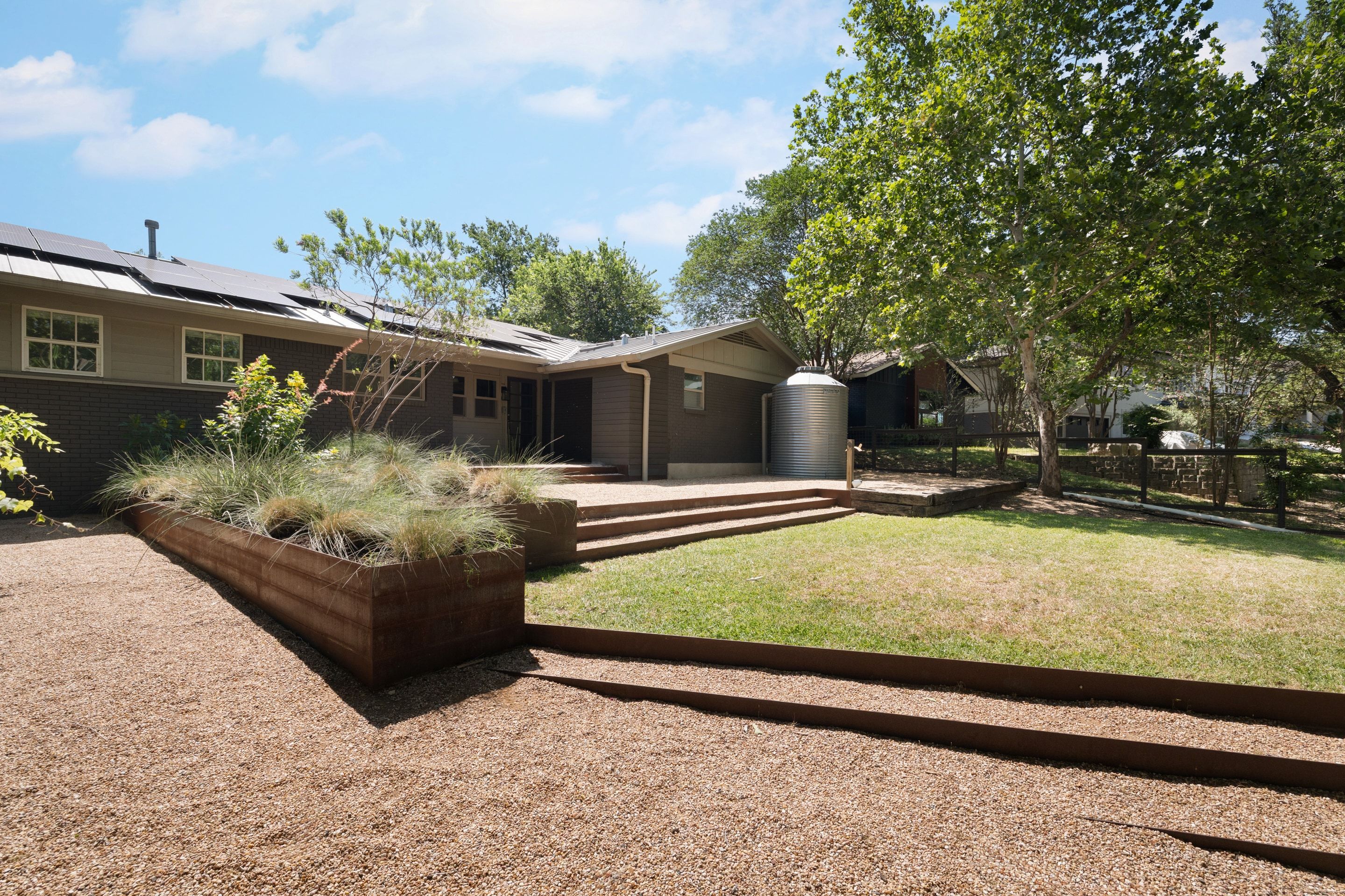  Travis Heights Retreat with Secluded Outdoor Living - 物件實景