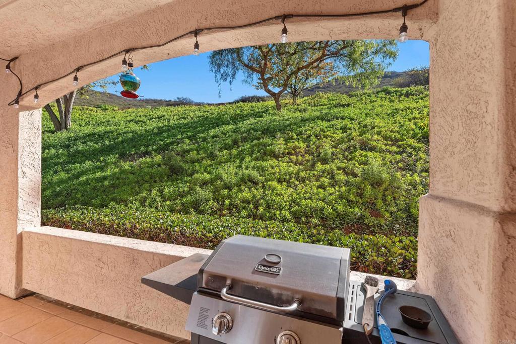 San Diego, California, 92128, United States, 2 Bedrooms Bedrooms, ,2 BathroomsBathrooms,Residential,For Sale,2001804