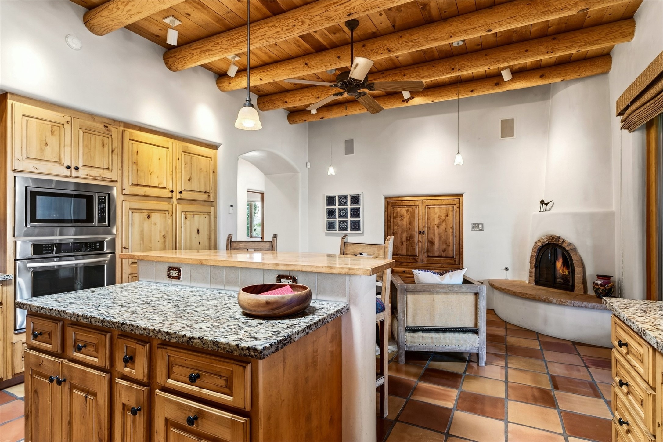  8 Ridgetop Circle - 物件實景