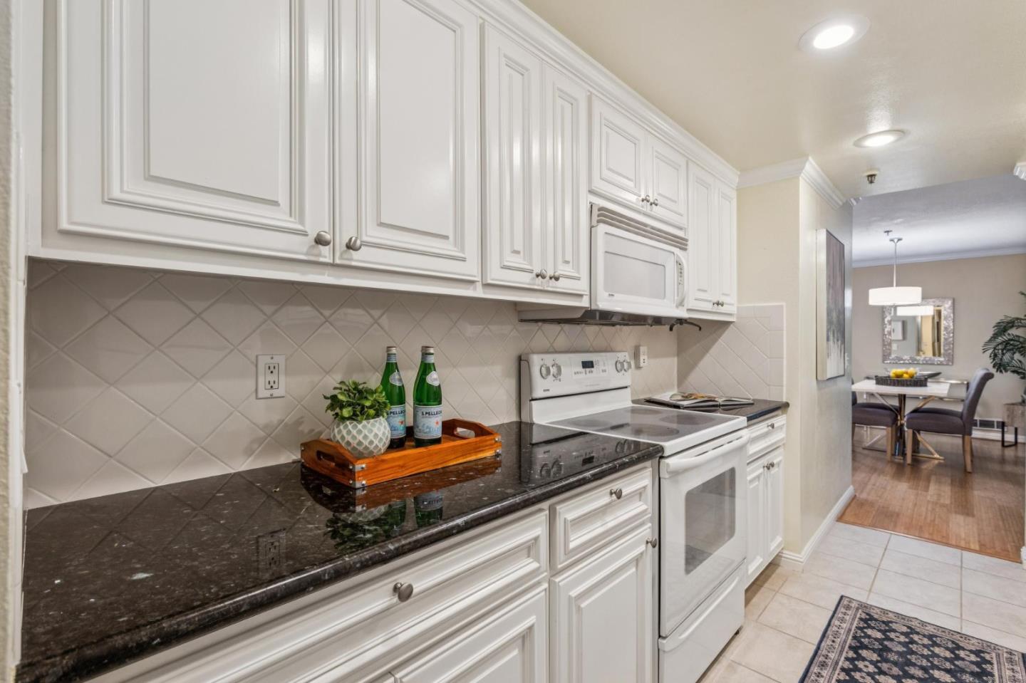 Belmont, California, 94002, United States, 2 Bedrooms Bedrooms, ,2 BathroomsBathrooms,Residential,For Sale,1939772