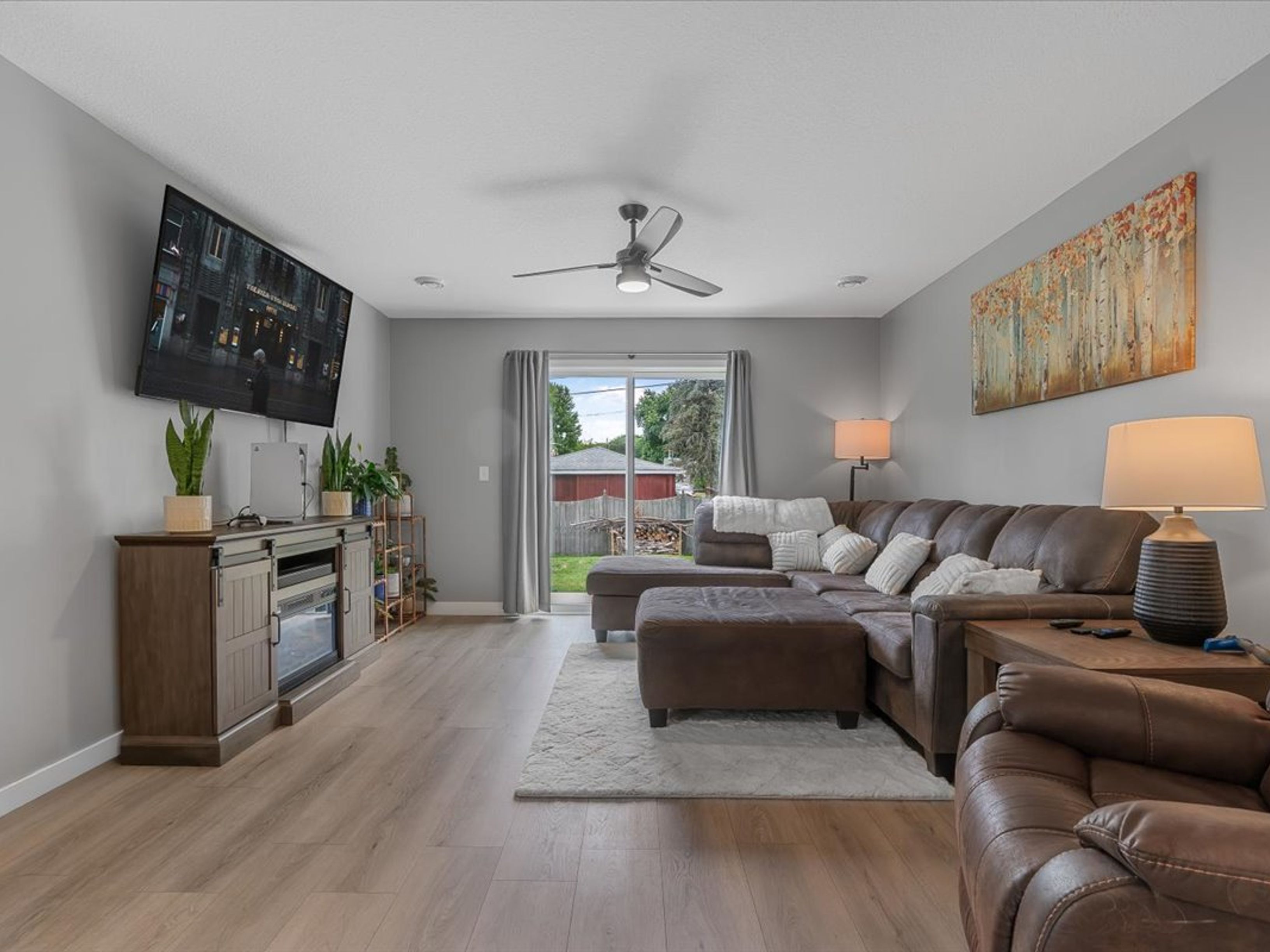  Comfort and Convenience in a Quiet Neighborhood Setting - 物件實景