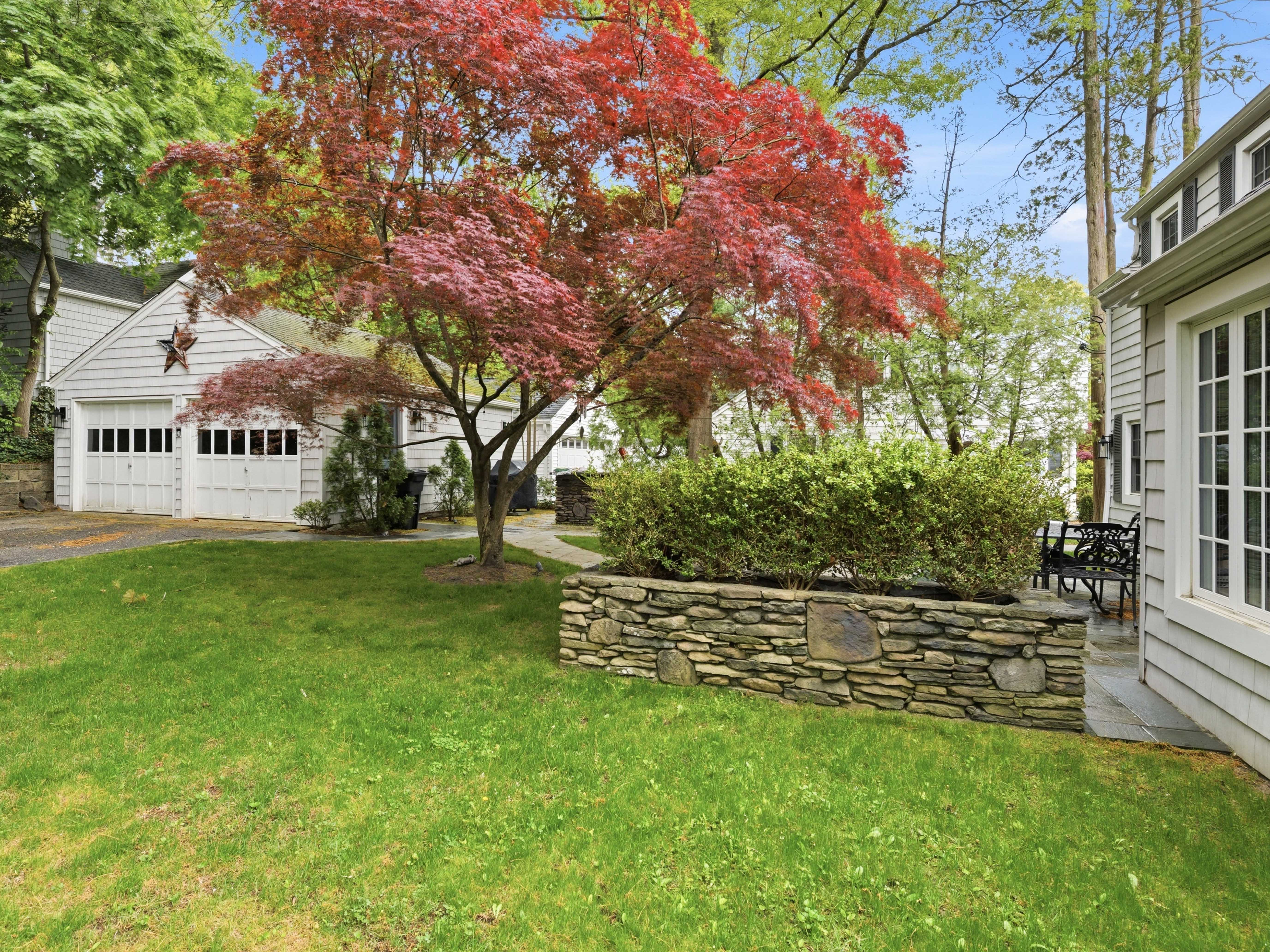  2 Longview Road, Port Washington, NY, 11050 - 物件實景