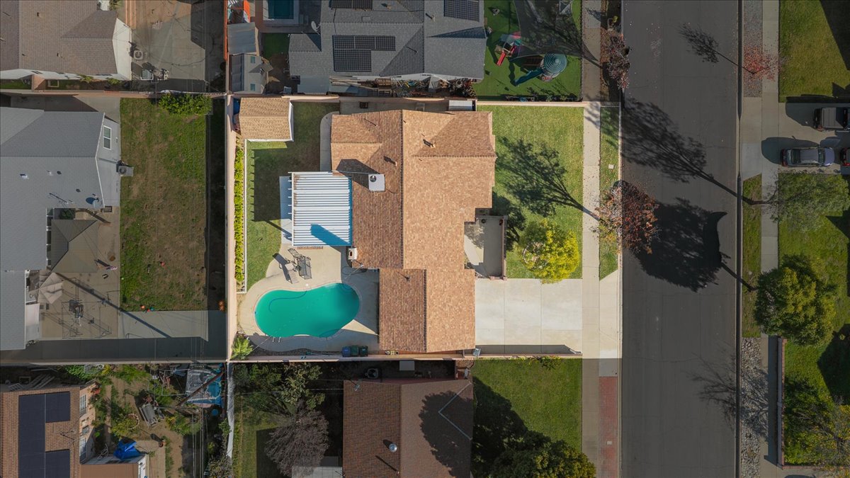 Ontario, California, 91762, United States, 3 Bedrooms Bedrooms, ,2 BathroomsBathrooms,Residential,For Sale,2012537