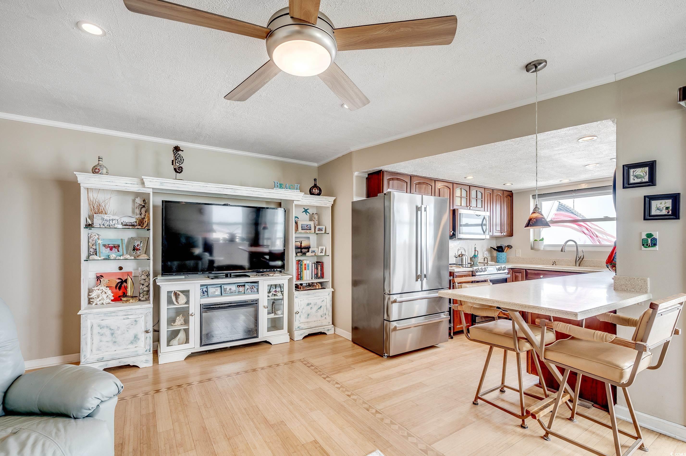 Surfside Beach, South Carolina, 29575, United States, 2 Bedrooms Bedrooms, ,3 BathroomsBathrooms,Residential,For Sale,2003526