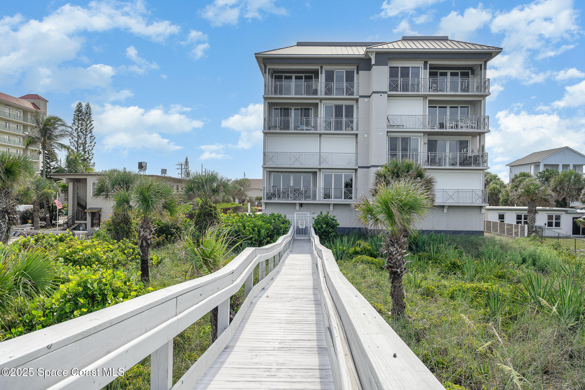 Cocoa Beach, Florida, 32931, United States, 2 Bedrooms Bedrooms, ,2 BathroomsBathrooms,Residential,For Sale,1975351