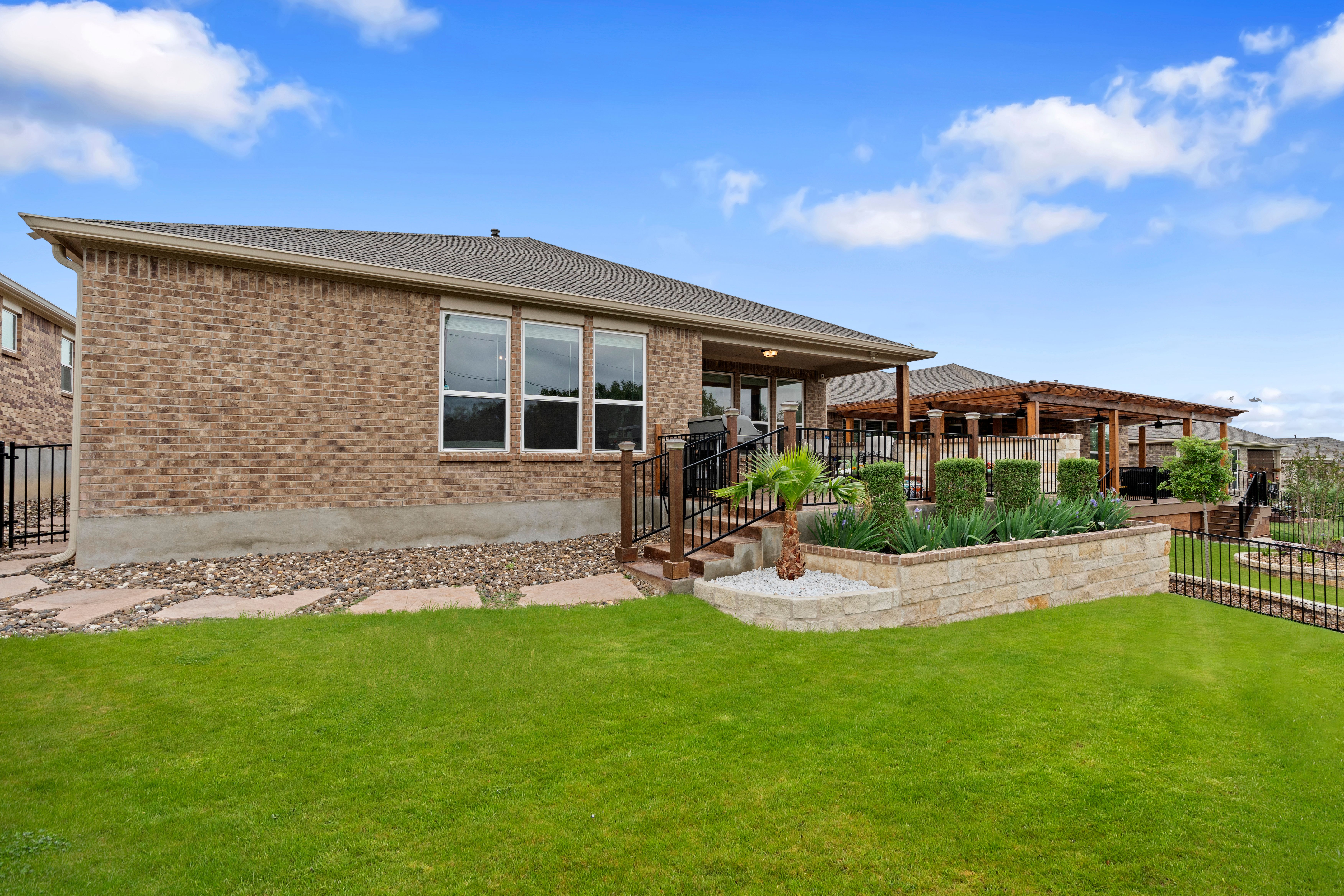  Luxury Hill Country Retreat - 物件實景