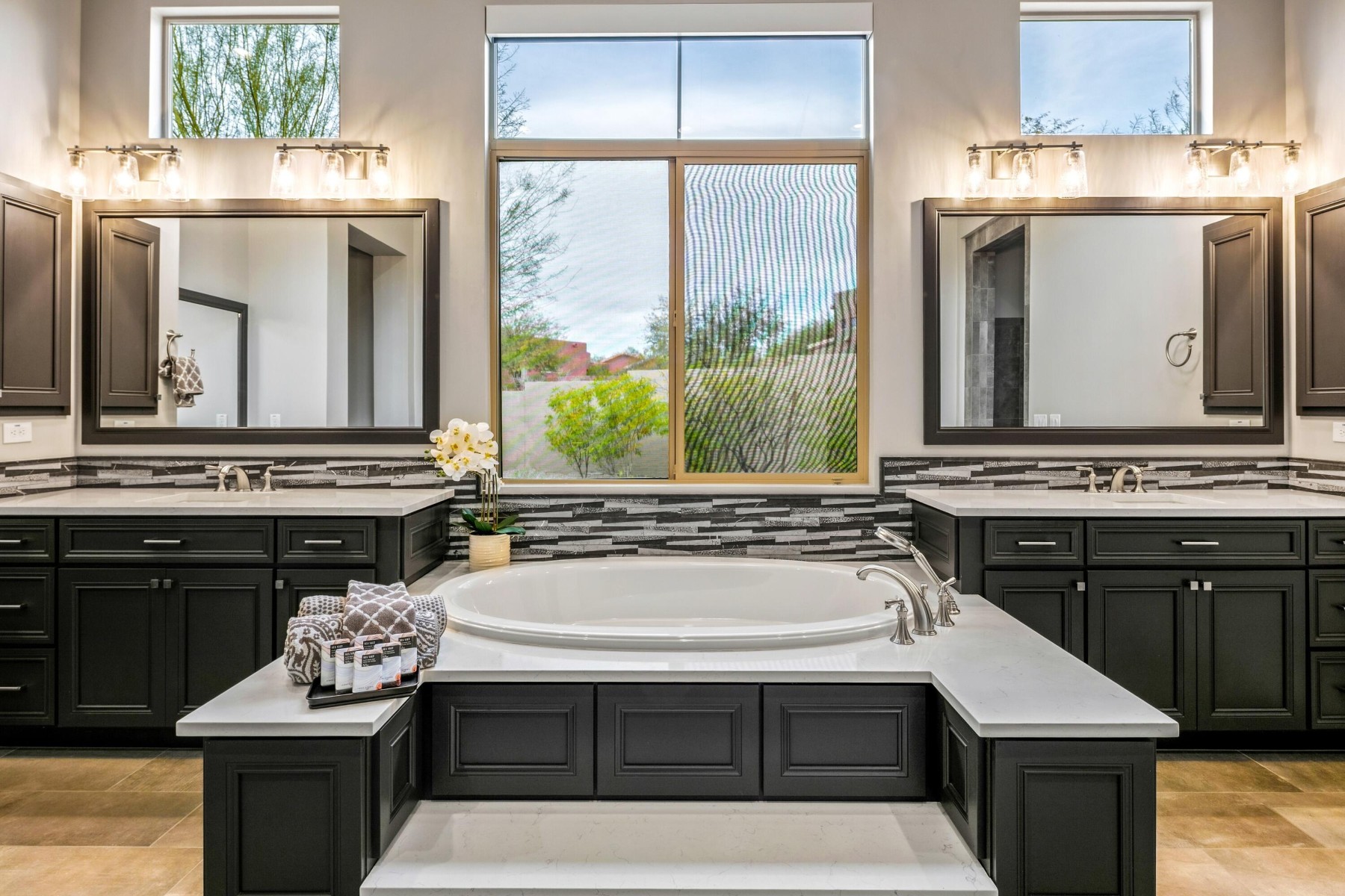  8555 E Eagle Claw Drive  Scottsdale, AZ - 物件實景