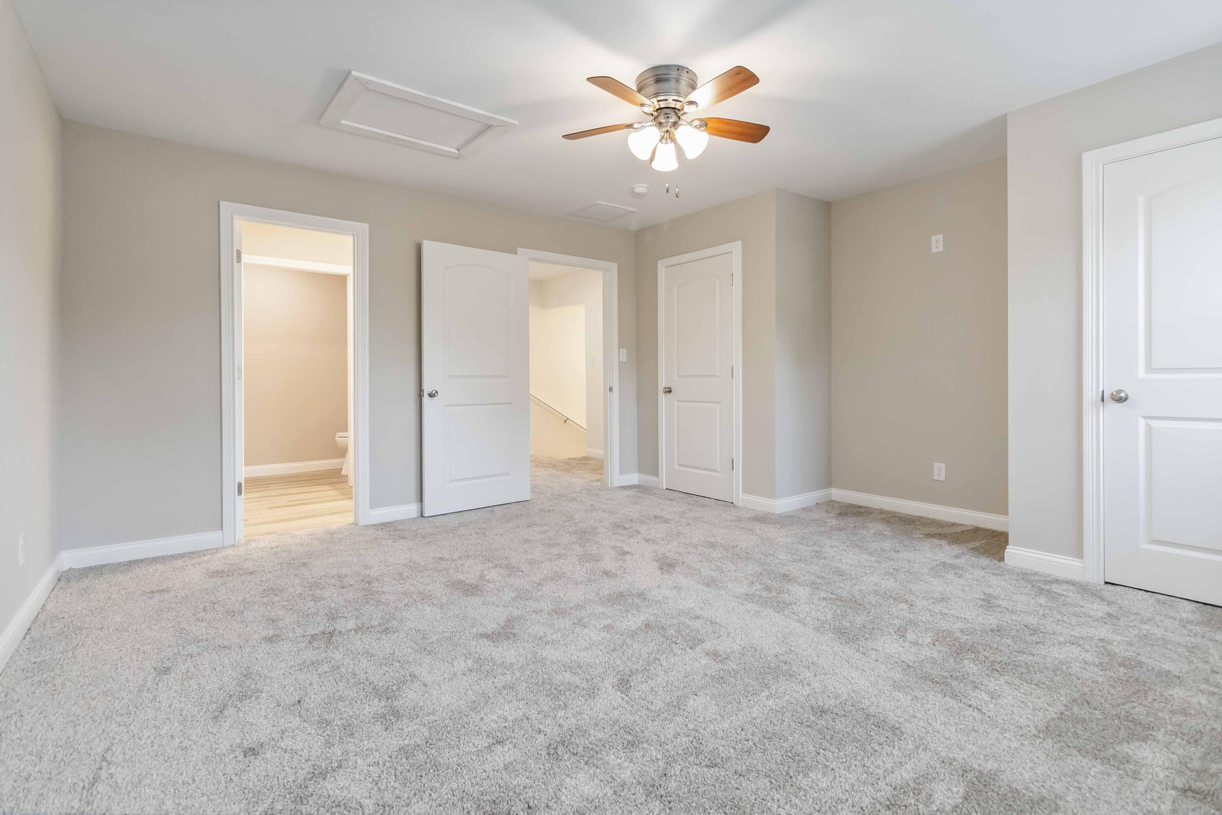 Richmond, Kentucky, 40475, United States, 4 Bedrooms Bedrooms, ,4 BathroomsBathrooms,Residential,For Sale,1943491