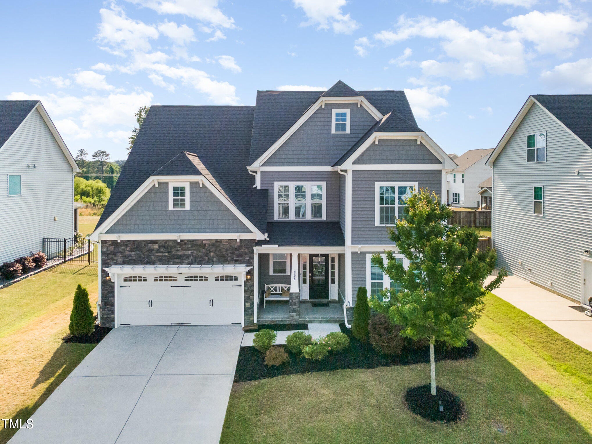Fuquay Varina, North Carolina, 27526, United States, 5 Bedrooms Bedrooms, ,4 BathroomsBathrooms,Residential,For Sale,1792772