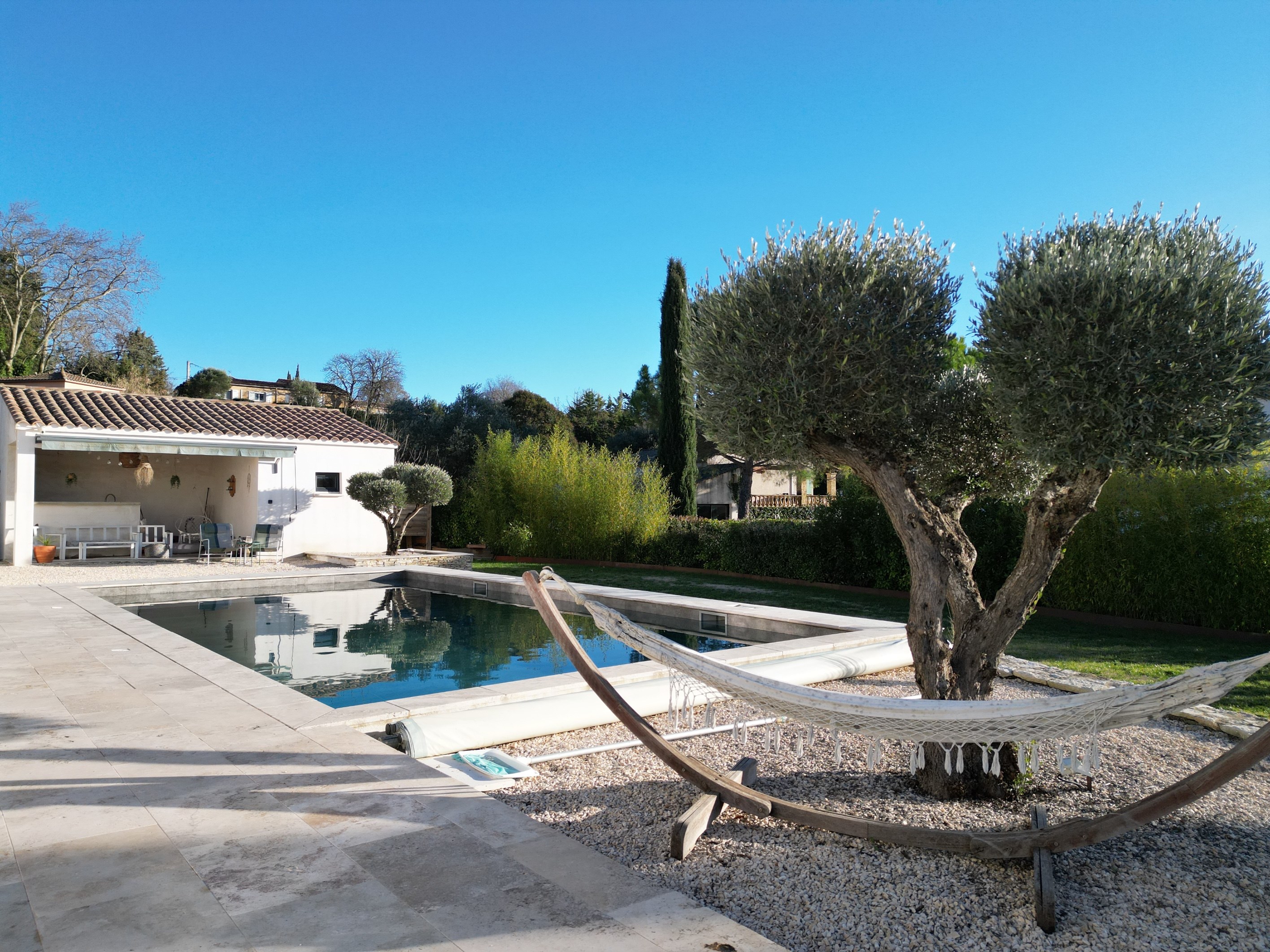  Elegant single-level contemporary villa with swimming pool and landscaped garde… - 物件實景
