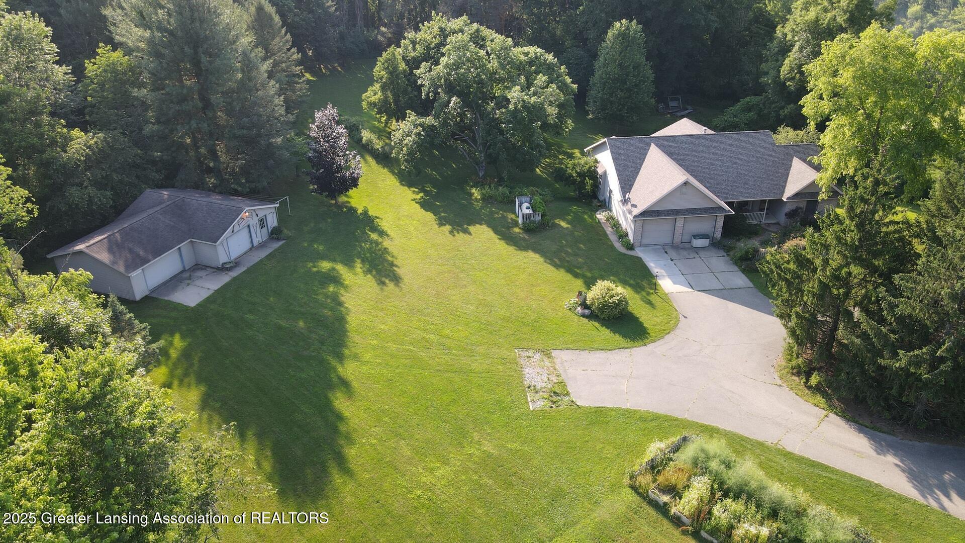 Portland, Michigan, 48875, United States, 5 Bedrooms Bedrooms, ,4 BathroomsBathrooms,Residential,For Sale,2001536