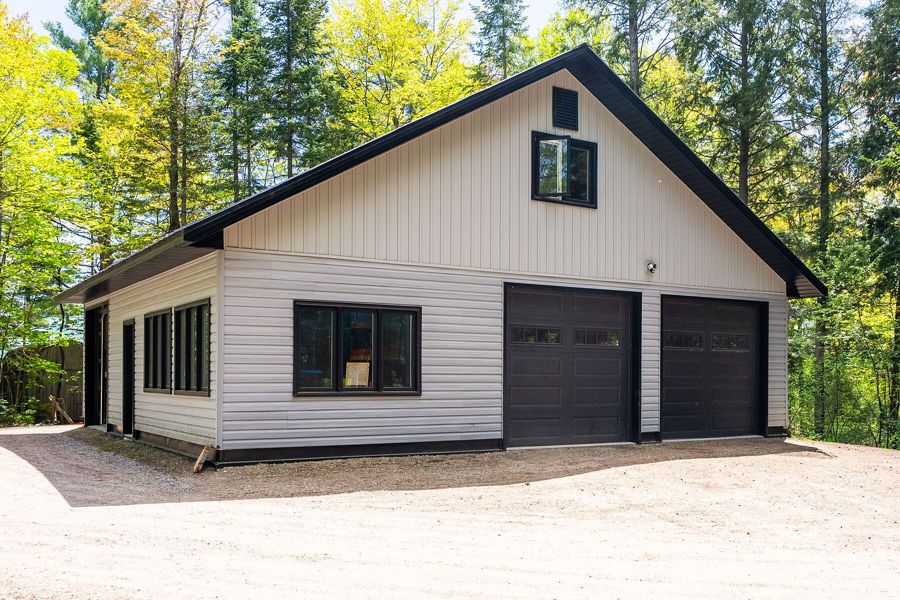  Meadow Lake Log Home - 物件實景