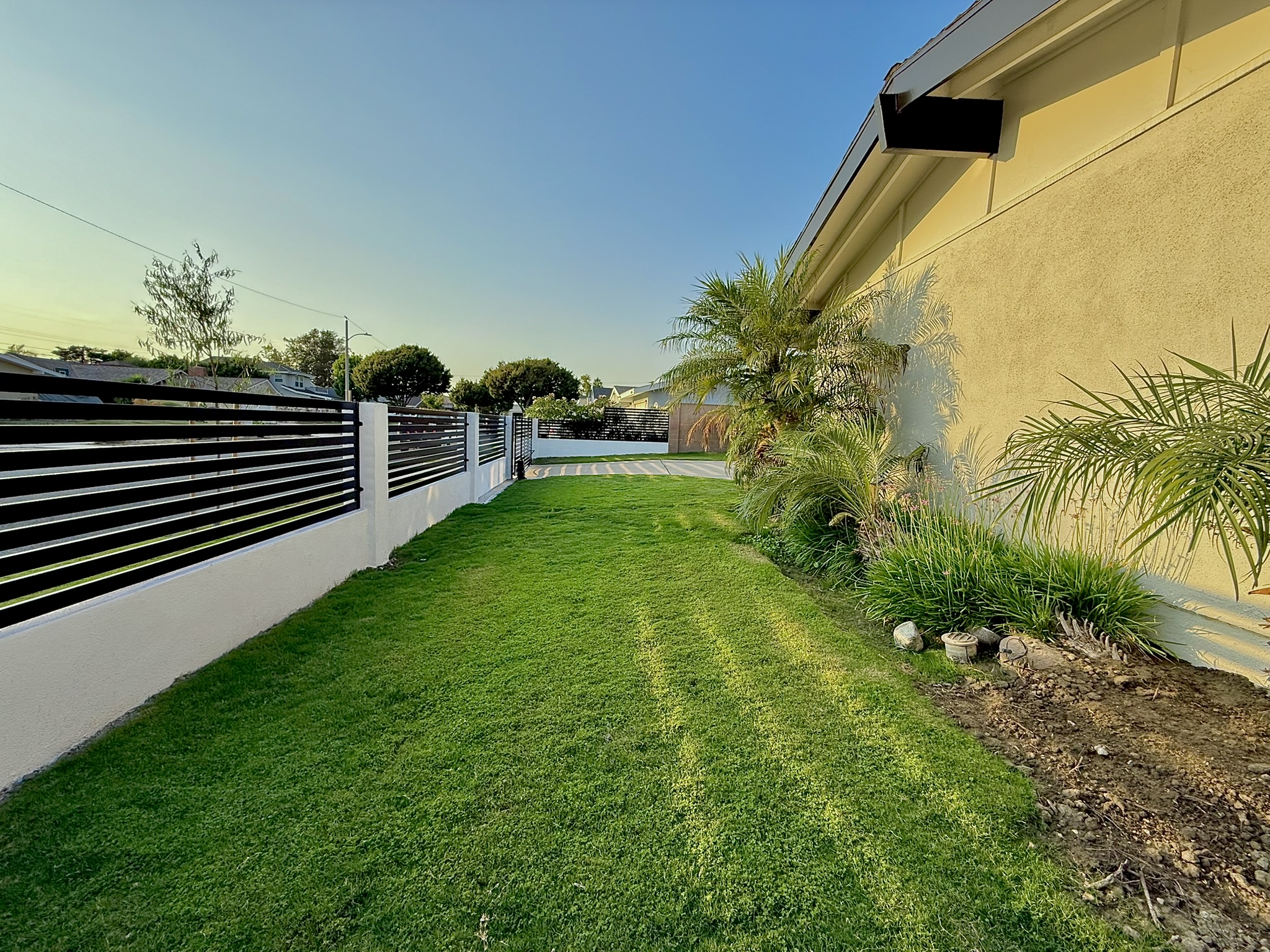 Los Alamitos, California, 90720, United States, 5 Bedrooms Bedrooms, ,4 BathroomsBathrooms,Residential,For Sale,1895084