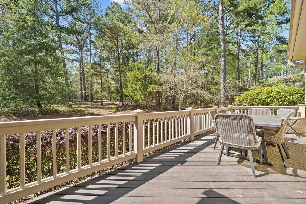 Eatonton, Georgia, 31024, United States, 3 Bedrooms Bedrooms, ,4 BathroomsBathrooms,Residential,For Sale,1885439