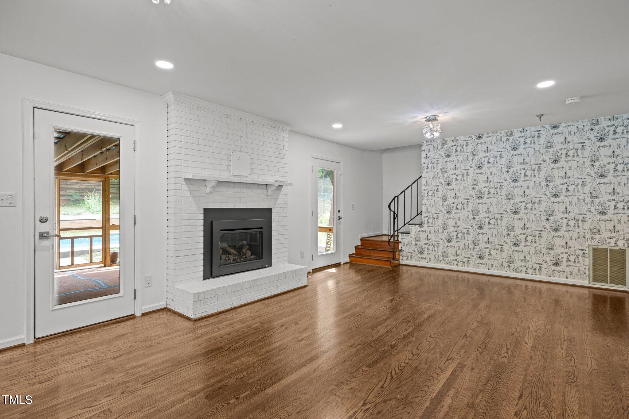 Raleigh, North Carolina, 27606, United States, 5 Bedrooms Bedrooms, ,2 BathroomsBathrooms,Residential,For Sale,1857756