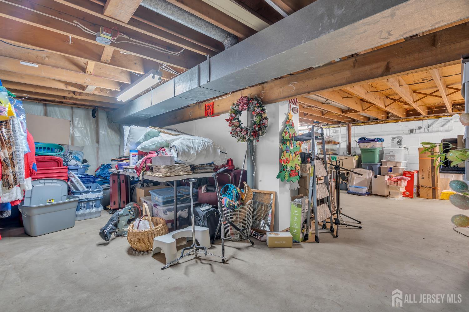 South Plainfield, New Jersey, 07080, United States, 3 Bedrooms Bedrooms, ,3 BathroomsBathrooms,Residential,For Sale,1939790