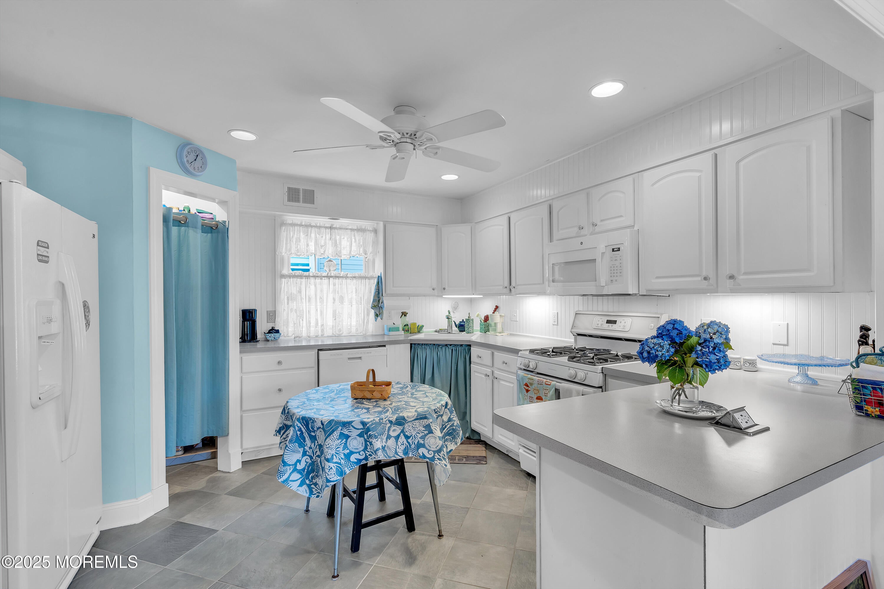 West Long Branch, New Jersey, 07764, United States, 3 Bedrooms Bedrooms, ,3 BathroomsBathrooms,Residential,For Sale,1974397