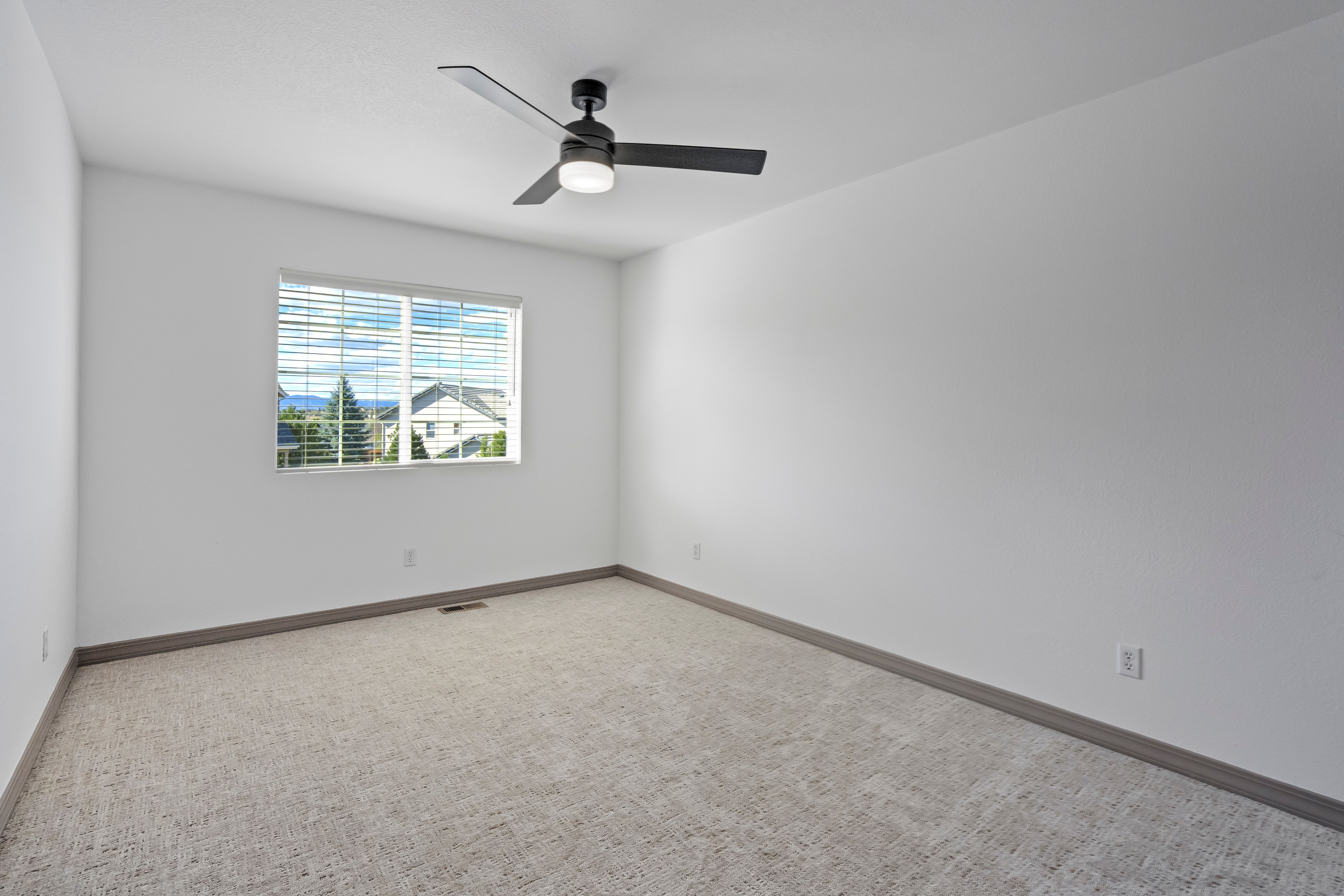  Welcome to This Beautifully Maintained Home in Sought-After Wagon Trails - 物件實景