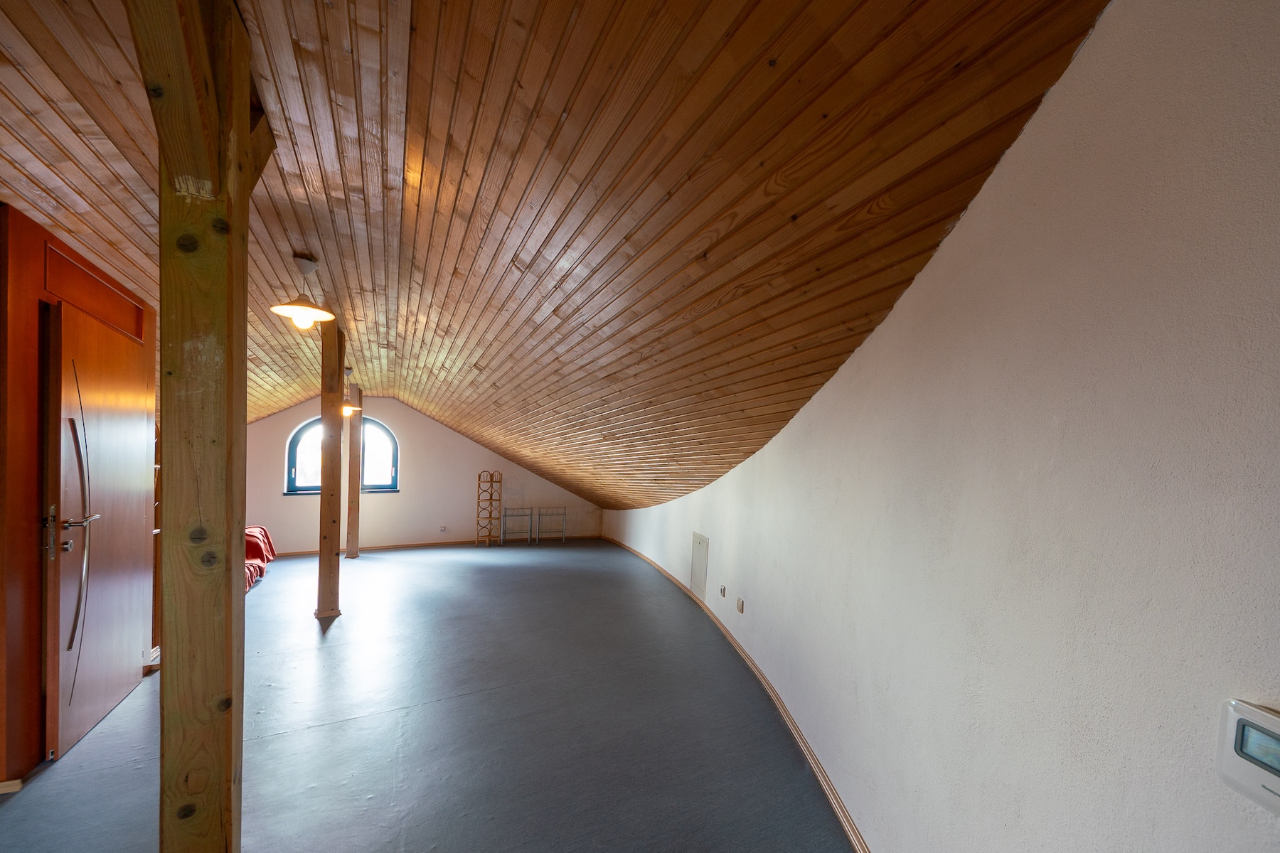  Family residence on an extensive plot by the forest, Vozokany, ID: 0466 - 物件實景