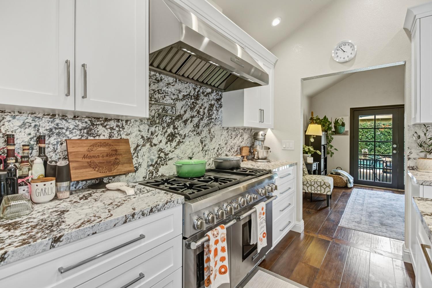 Elk Grove, California, 95624, United States, 4 Bedrooms Bedrooms, ,4 BathroomsBathrooms,Residential,For Sale,1987629