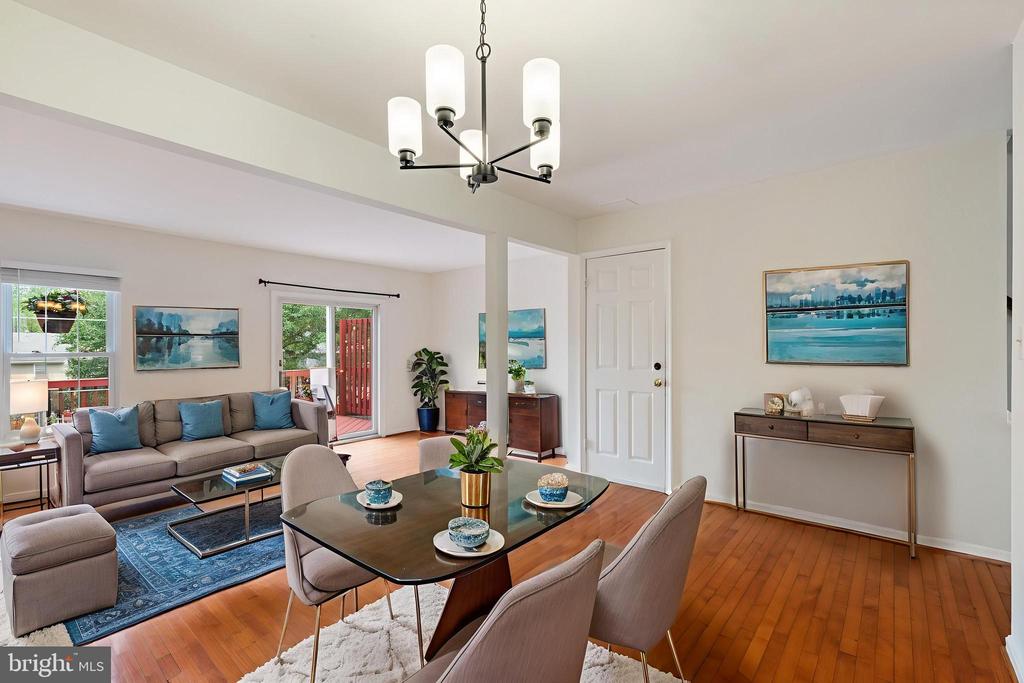 Rockville, Maryland, 20852, United States, 4 Bedrooms Bedrooms, ,4 BathroomsBathrooms,Residential,For Sale,1916260