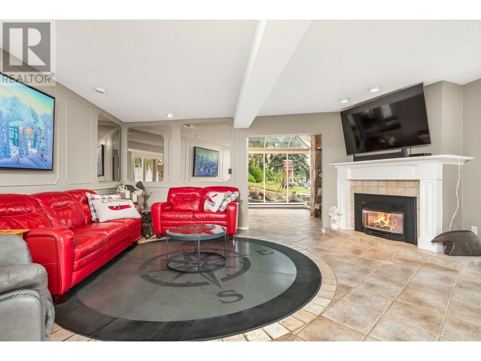 VERNON, British Columbia, V1H 1C8, CA, 5 Bedrooms Bedrooms, ,3 BathroomsBathrooms,Residential,For Sale,1838241