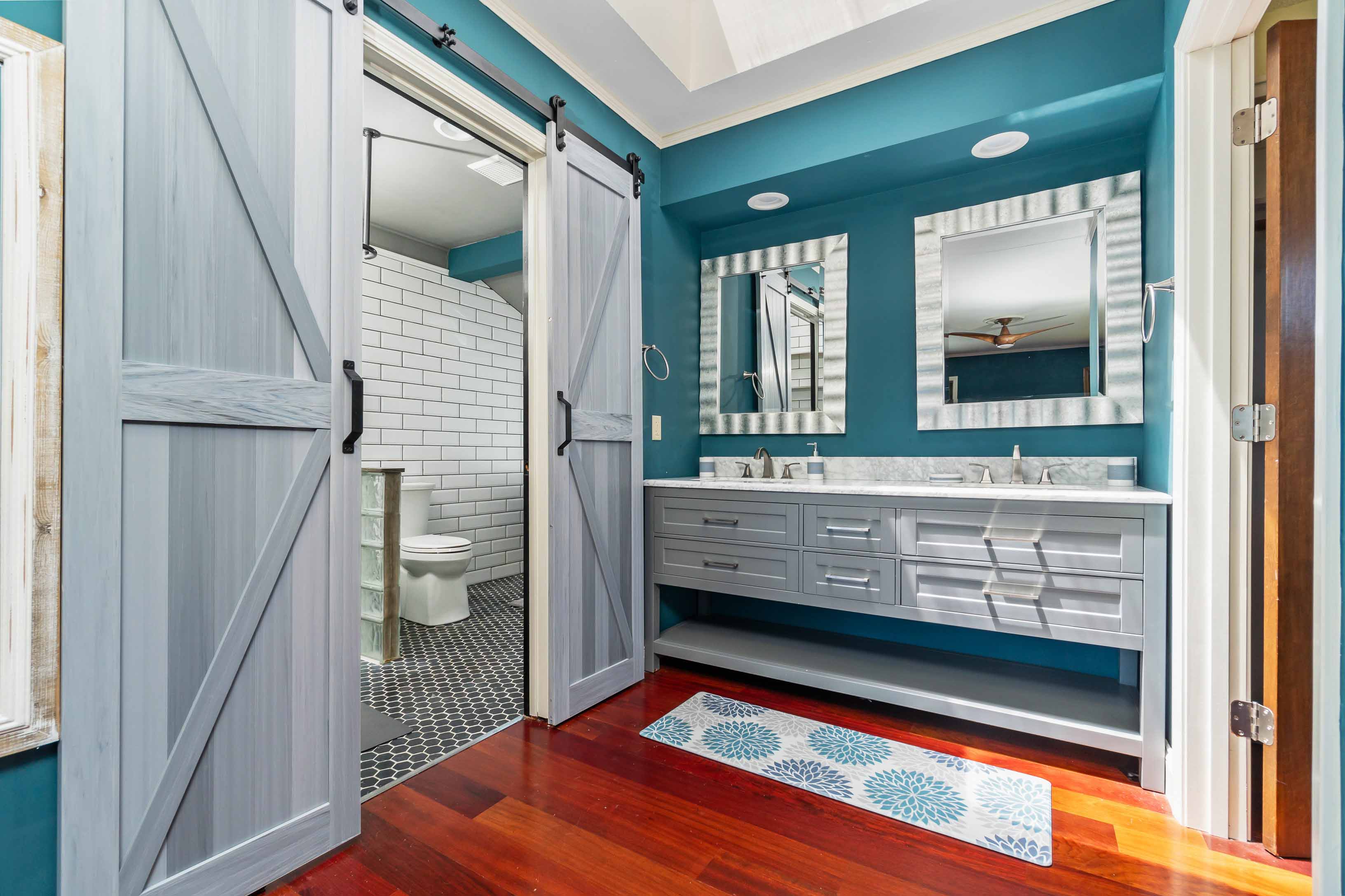 Oriental, North Carolina, 28571, United States, 2 Bedrooms Bedrooms, ,3 BathroomsBathrooms,Residential,For Sale,1943543