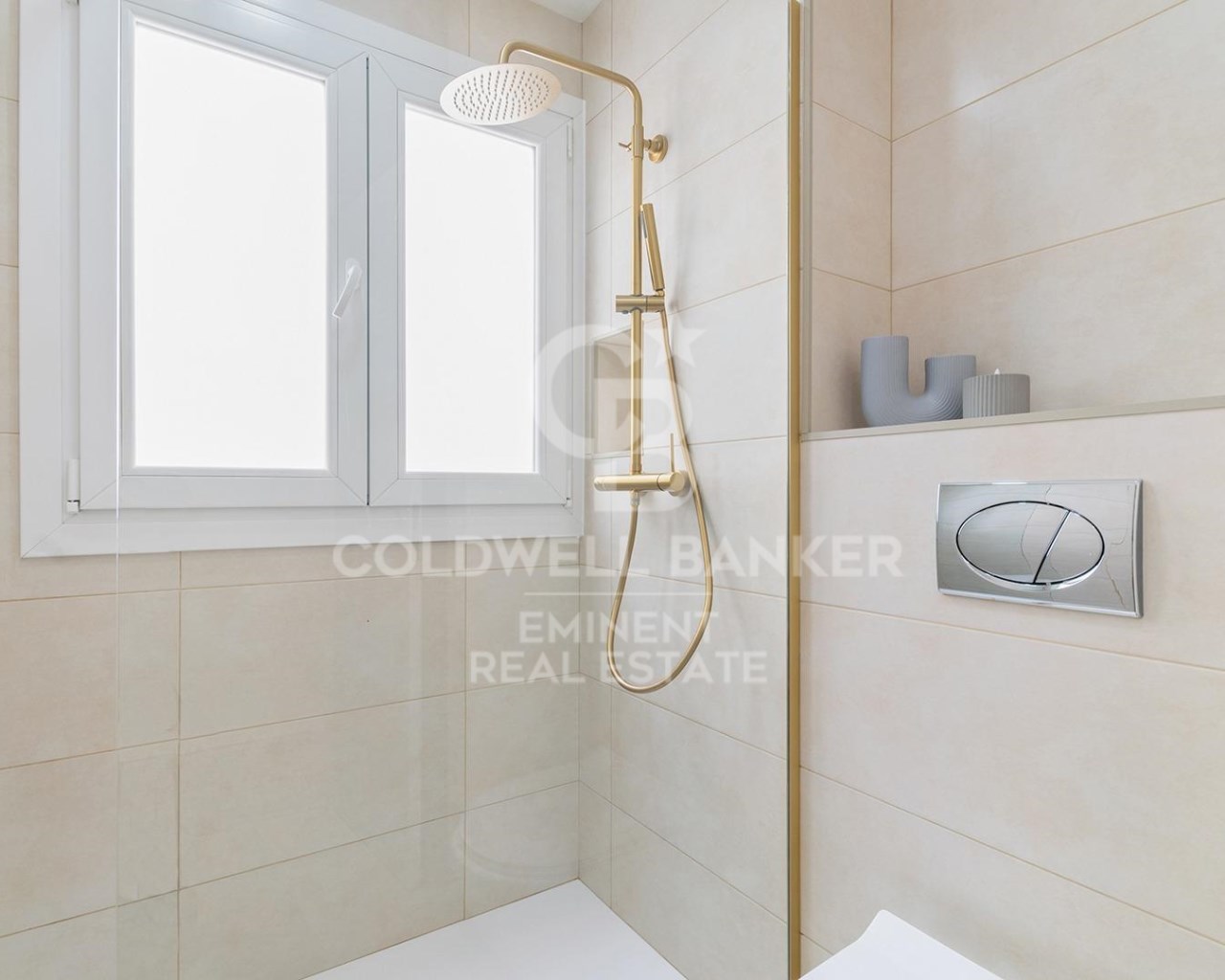 Barcelona, Catalonia, ES, 3 Bedrooms Bedrooms, ,2 BathroomsBathrooms,Residential,For Sale,1785148