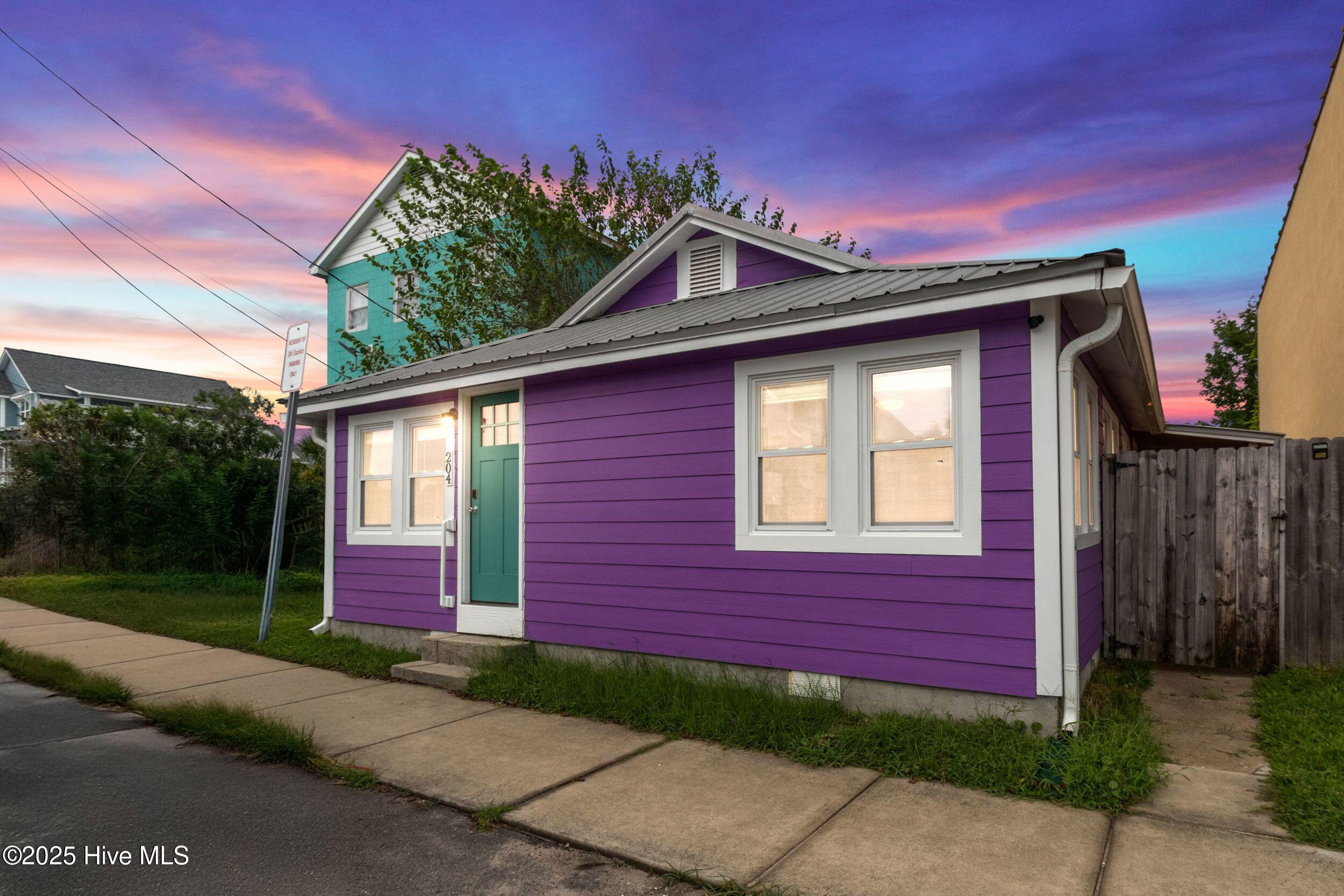 Carolina Beach, North Carolina, 28428, United States, 3 Bedrooms Bedrooms, ,2 BathroomsBathrooms,Residential,For Sale,1917395
