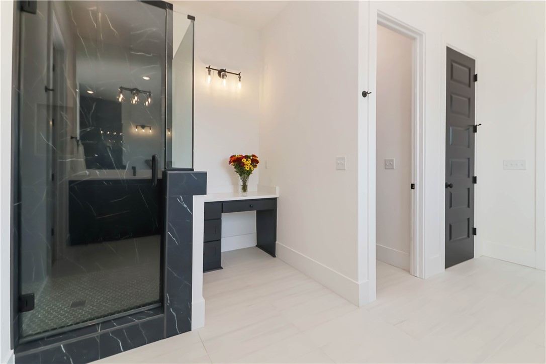 Bentonville, Arkansas, 72713, United States, 4 Bedrooms Bedrooms, ,3 BathroomsBathrooms,Residential,For Sale,1989586