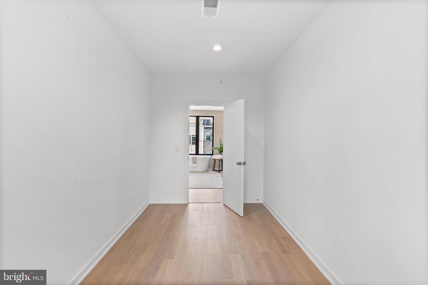 Philadelphia, Pennsylvania, 19128, United States, 4 Bedrooms Bedrooms, ,4 BathroomsBathrooms,Residential,For Sale,1898487