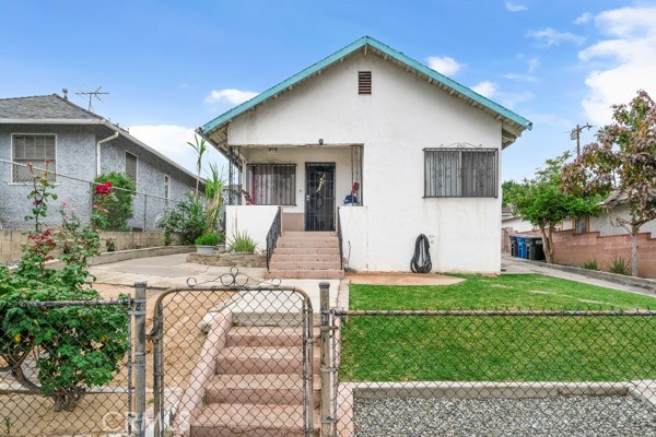 Los Angeles, California, 90023, United States, 4 Bedrooms Bedrooms, ,Residential,For Sale,1881360