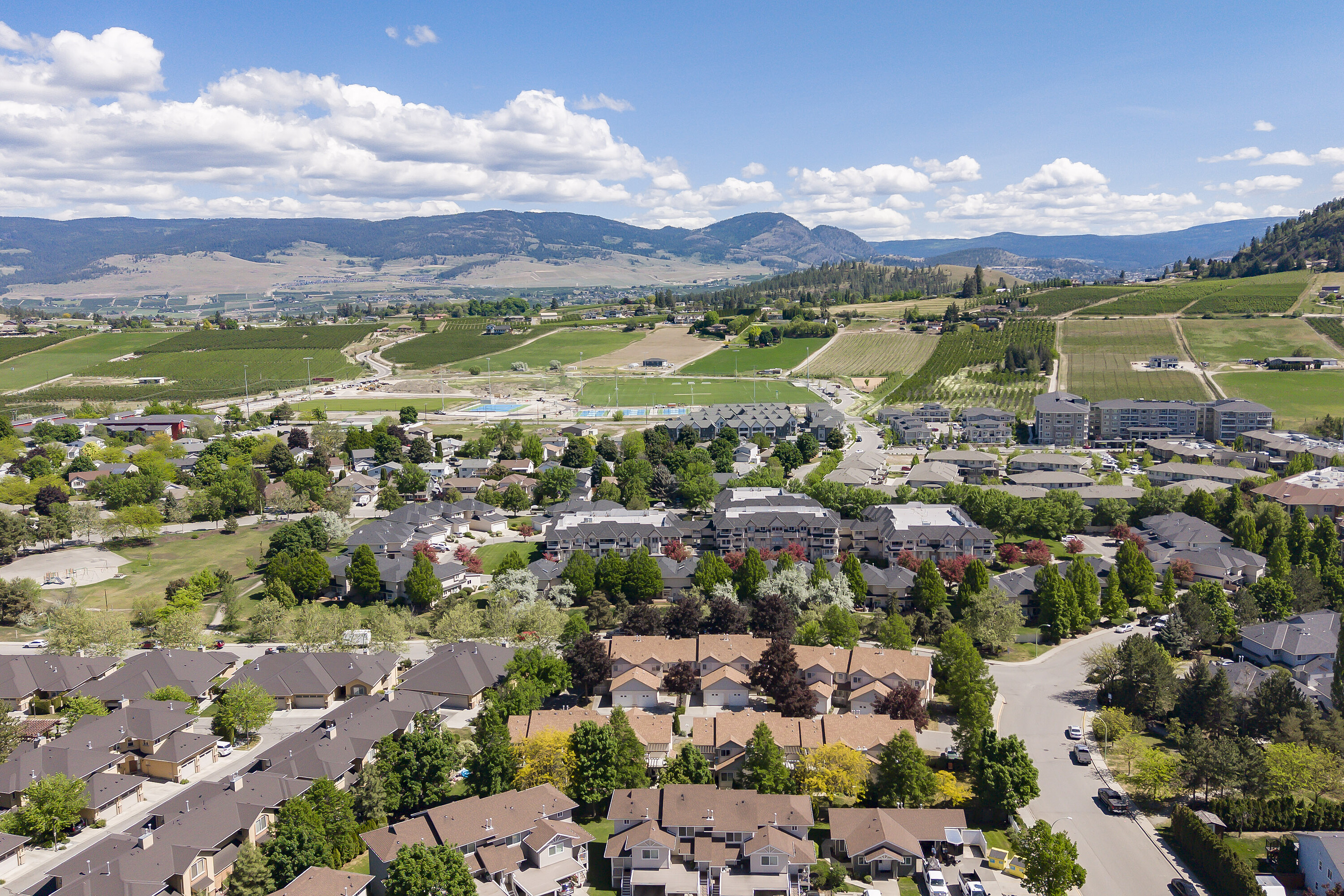  Move-In Ready Townhome - 物件實景