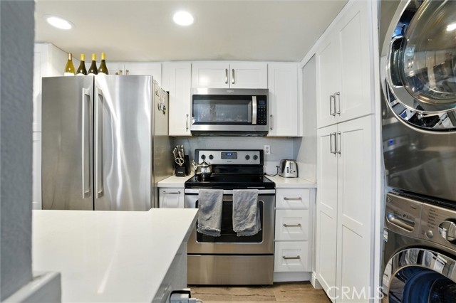 Mission Viejo, California, 92691, United States, 2 Bedrooms Bedrooms, ,2 BathroomsBathrooms,Residential,For Sale,1931468