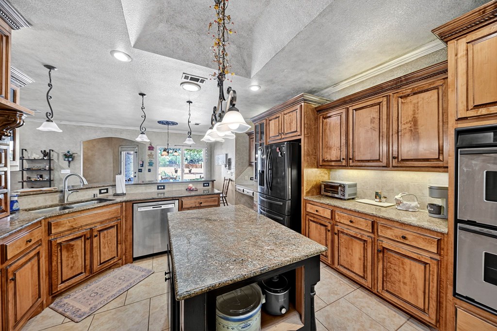 Midland, Texas, 79707, United States, 4 Bedrooms Bedrooms, ,3 BathroomsBathrooms,Residential,For Sale,1983085