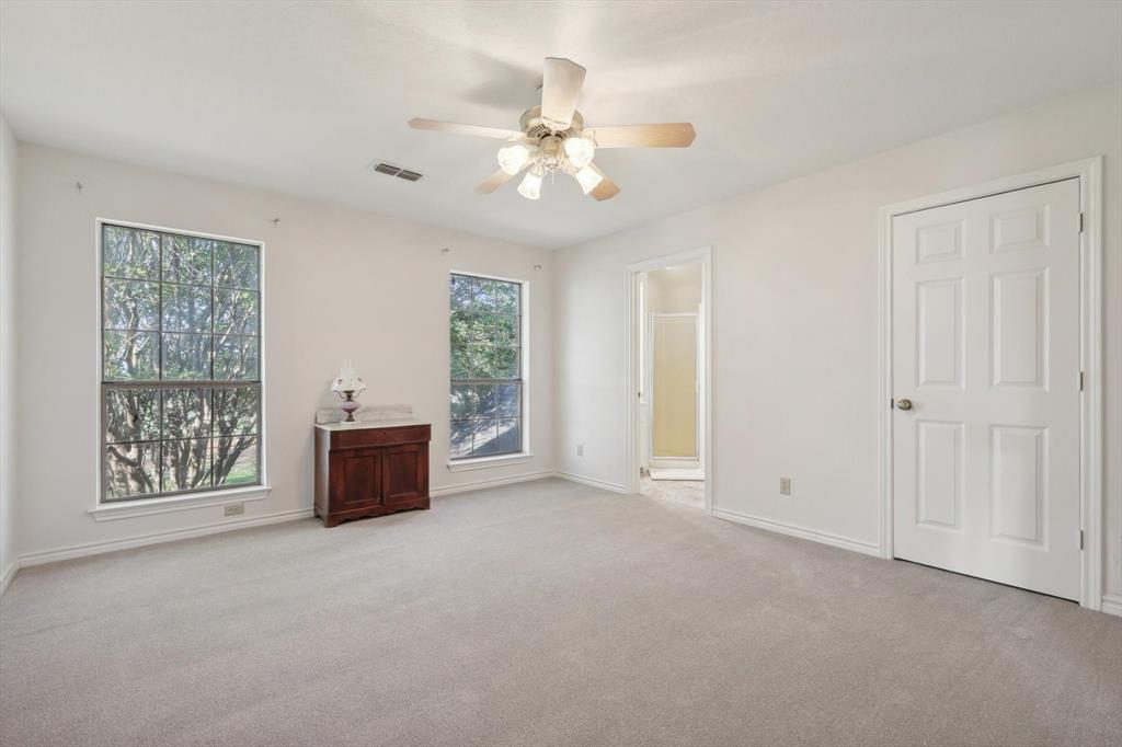 Pilot Point, Texas, 76258, United States, 4 Bedrooms Bedrooms, ,4 BathroomsBathrooms,Residential,For Sale,1974157