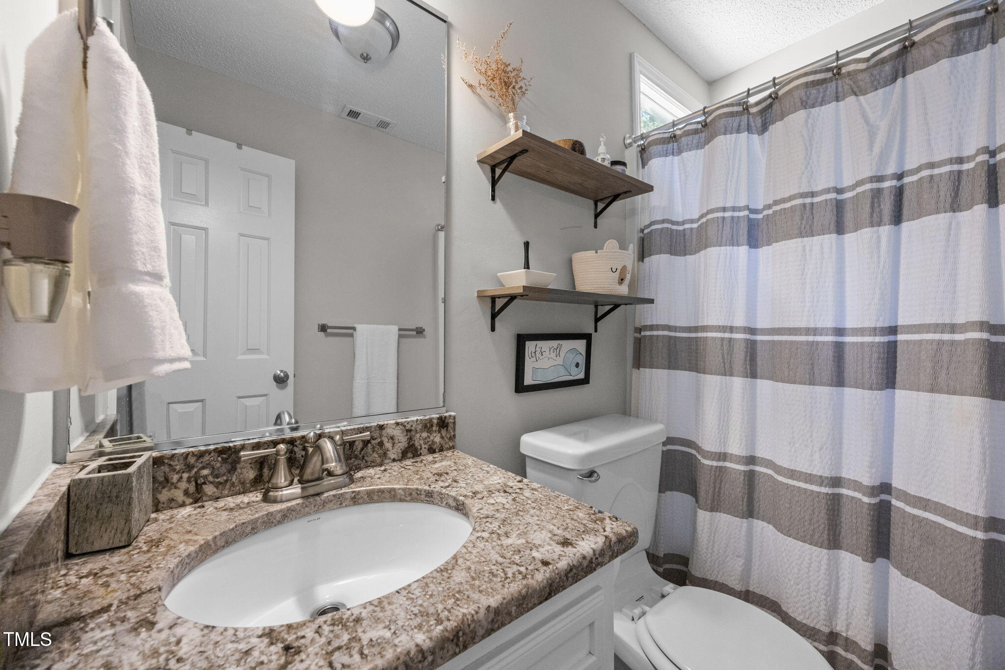 Raleigh, North Carolina, 27612, United States, 3 Bedrooms Bedrooms, ,3 BathroomsBathrooms,Residential,For Sale,1942260
