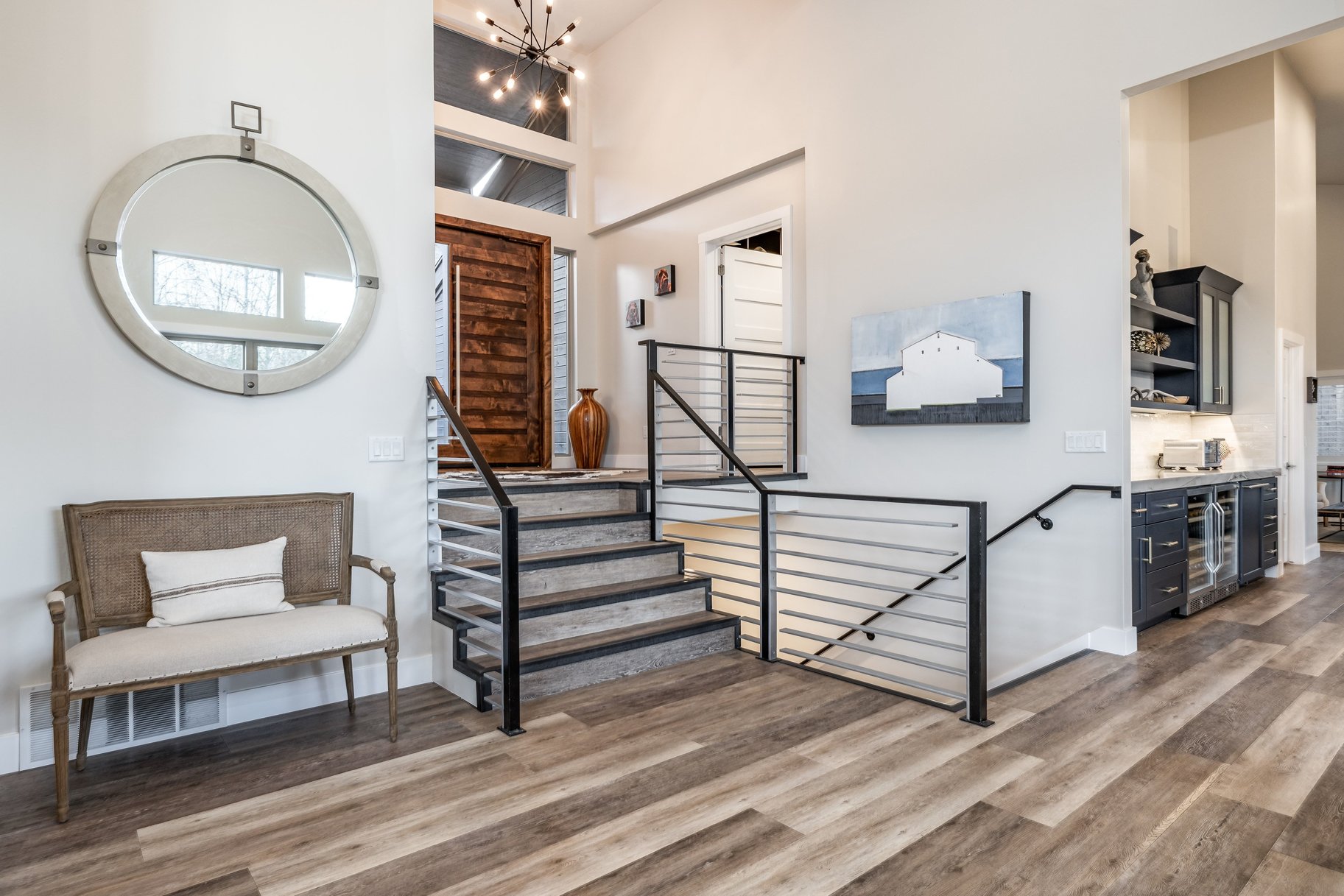  Light Filled Open Floor Plan with Great Outdoor Space - 物件實景