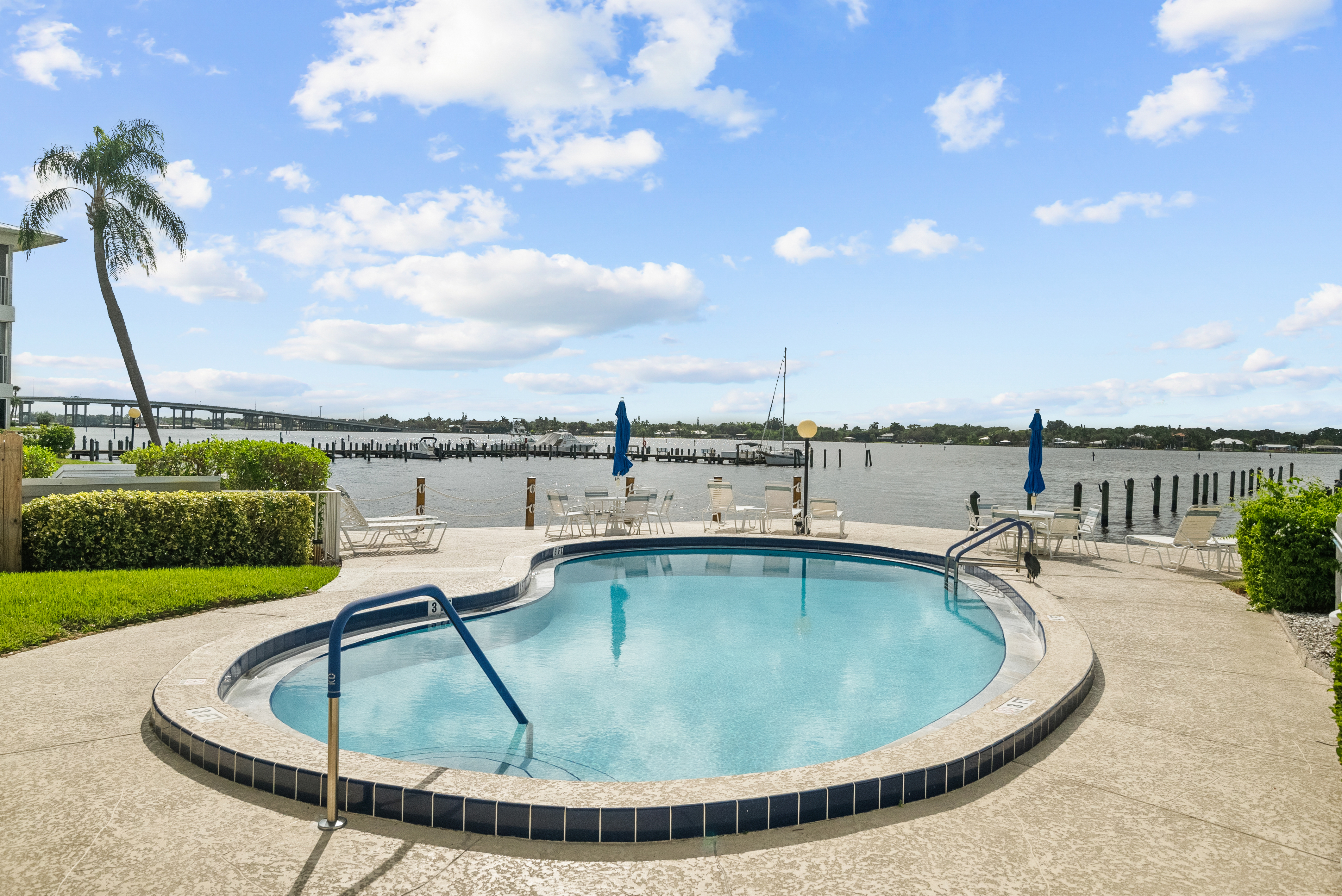  1866 Palm City Road SW, Stuart, FL, 34994 - 物件實景