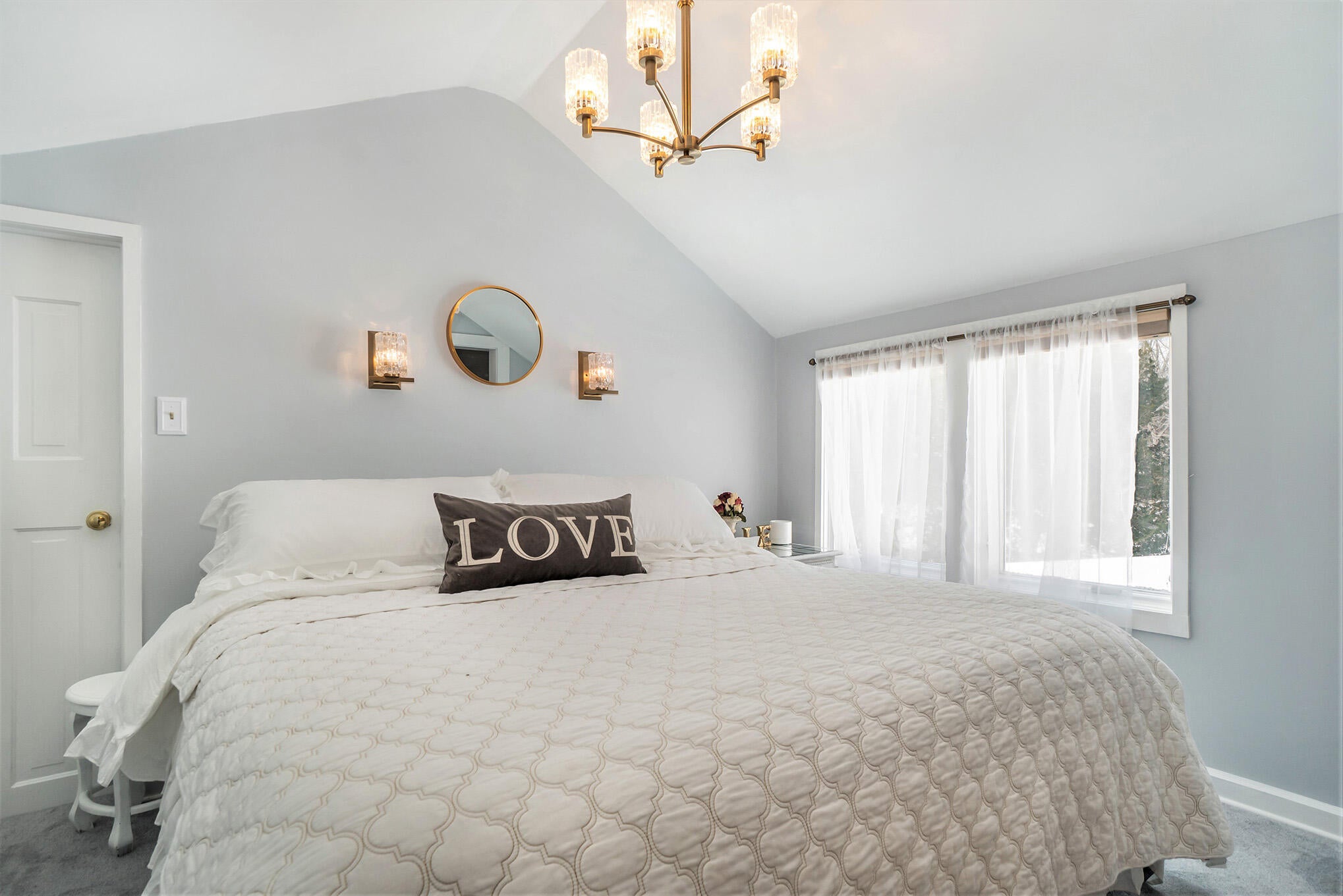 South Haven, Michigan, 49090, United States, 4 Bedrooms Bedrooms, ,3 BathroomsBathrooms,Residential,For Sale,1937505