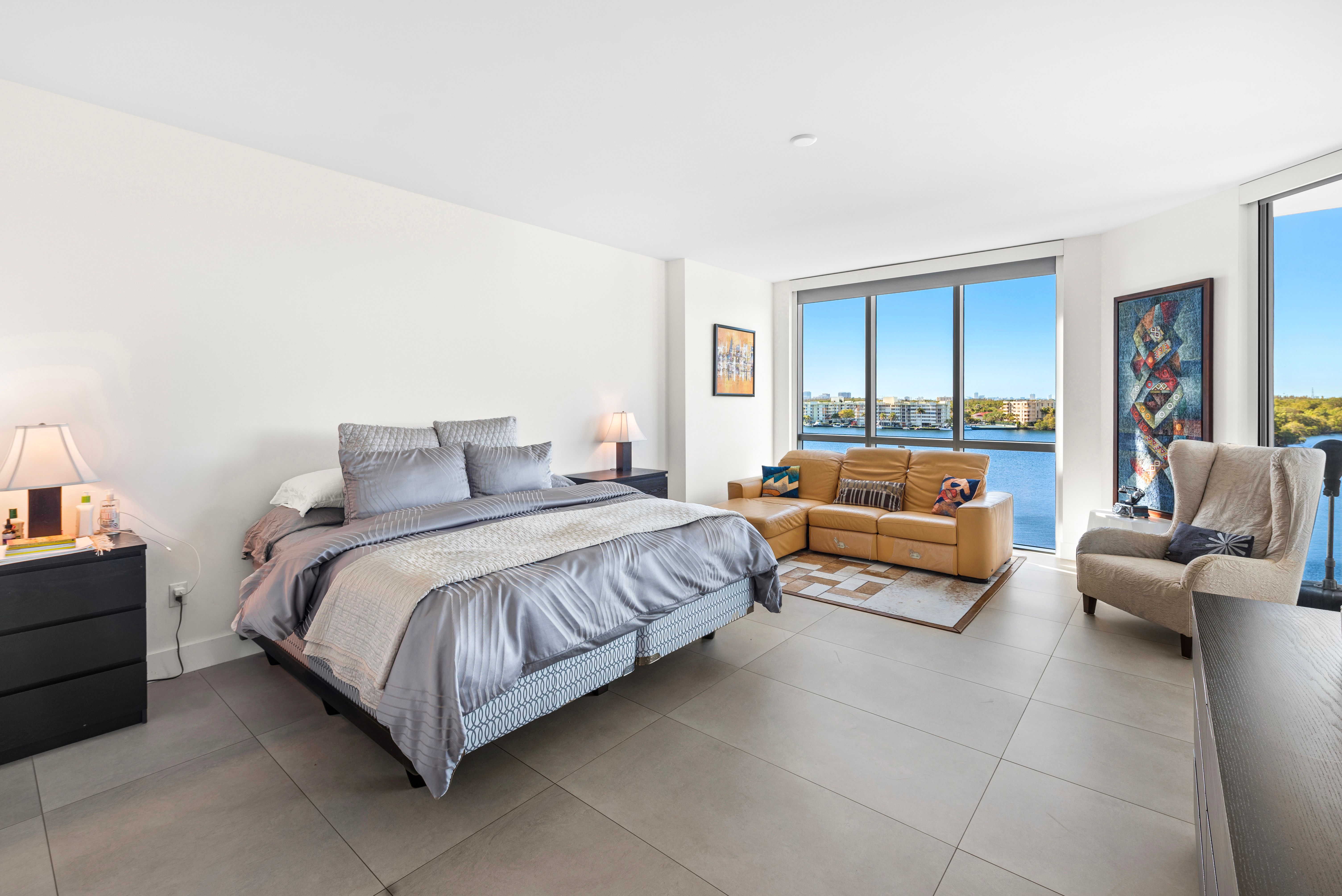  17111 Biscayne Blvd, North Miami Beach, FL, 33160 - 物件實景