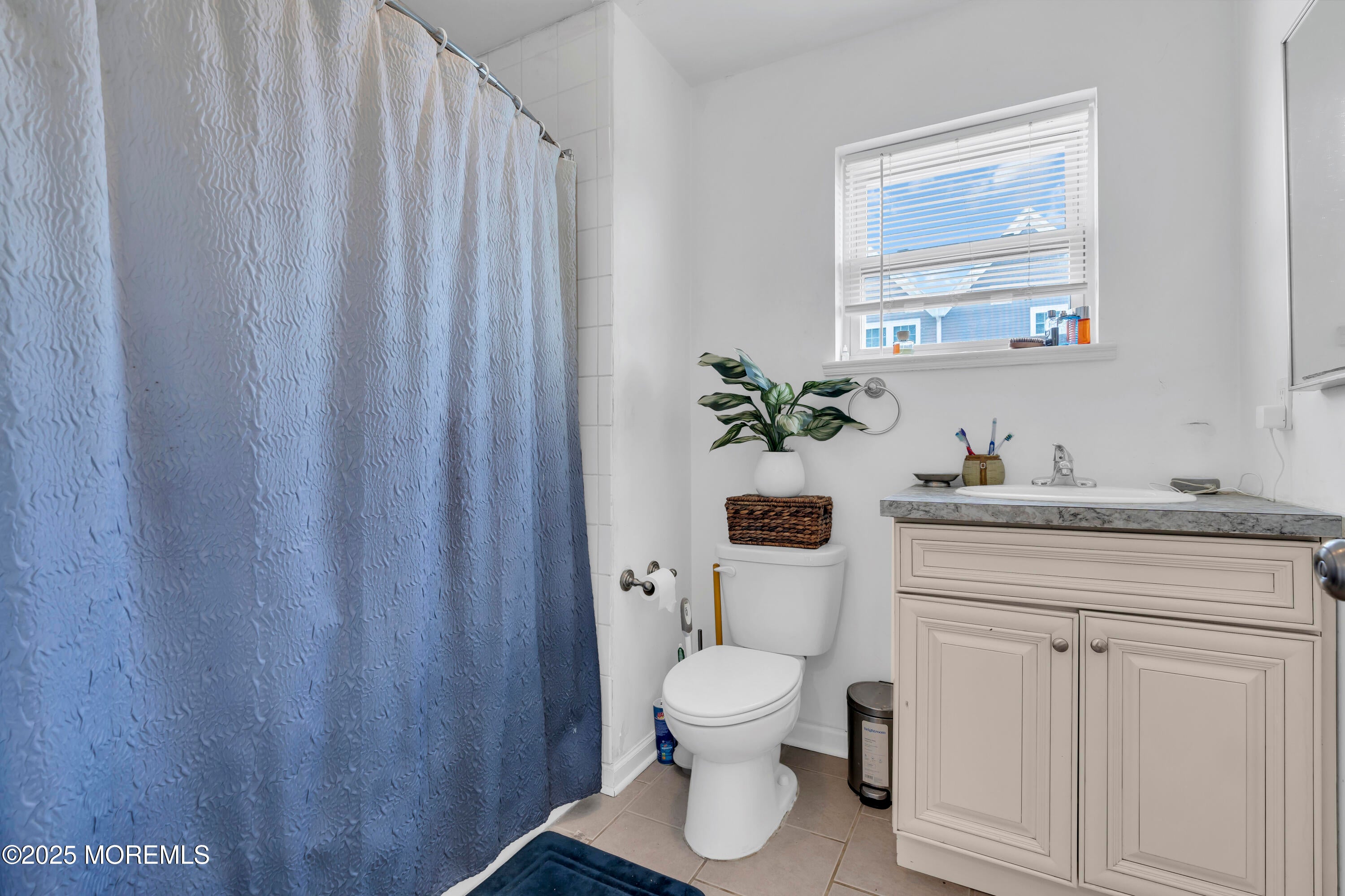 Highlands, New Jersey, 07732, United States, 2 Bedrooms Bedrooms, ,2 BathroomsBathrooms,Residential,For Sale,1980474