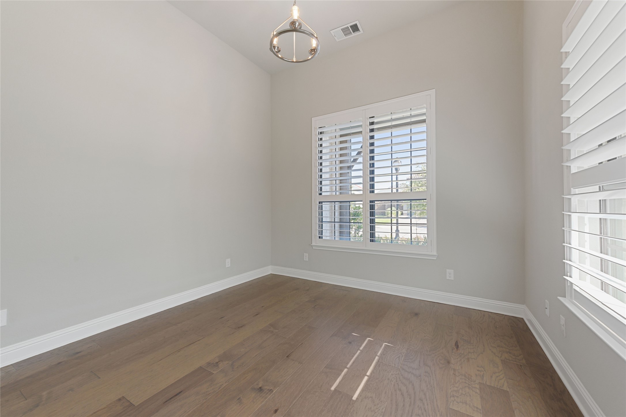 Frisco, Texas, 75035, United States, 5 Bedrooms Bedrooms, ,6 BathroomsBathrooms,Residential,For Sale,1997402