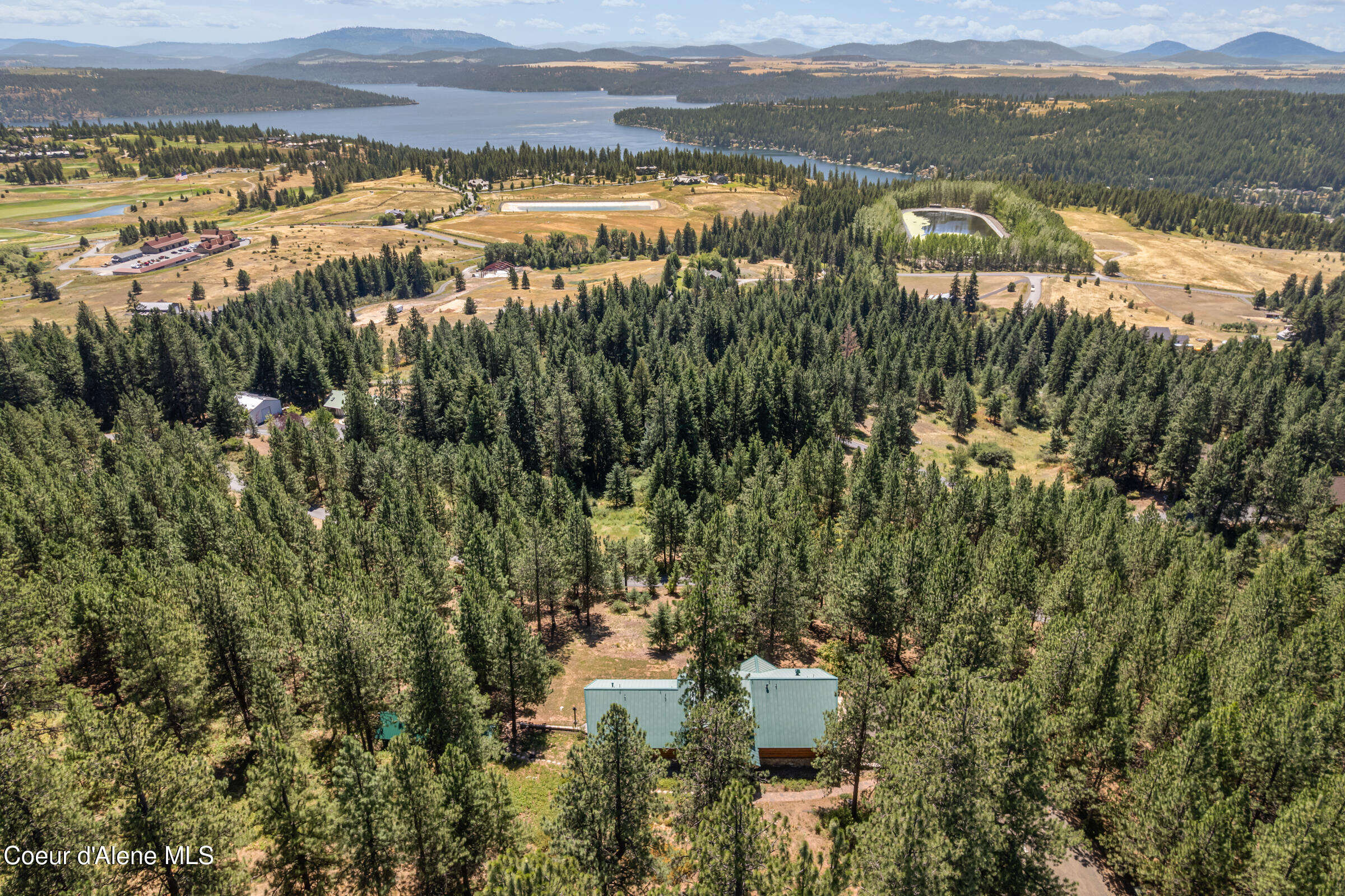 Coeur d'Alene, Idaho, 83814, United States, 4 Bedrooms Bedrooms, ,3 BathroomsBathrooms,Residential,For Sale,1981796